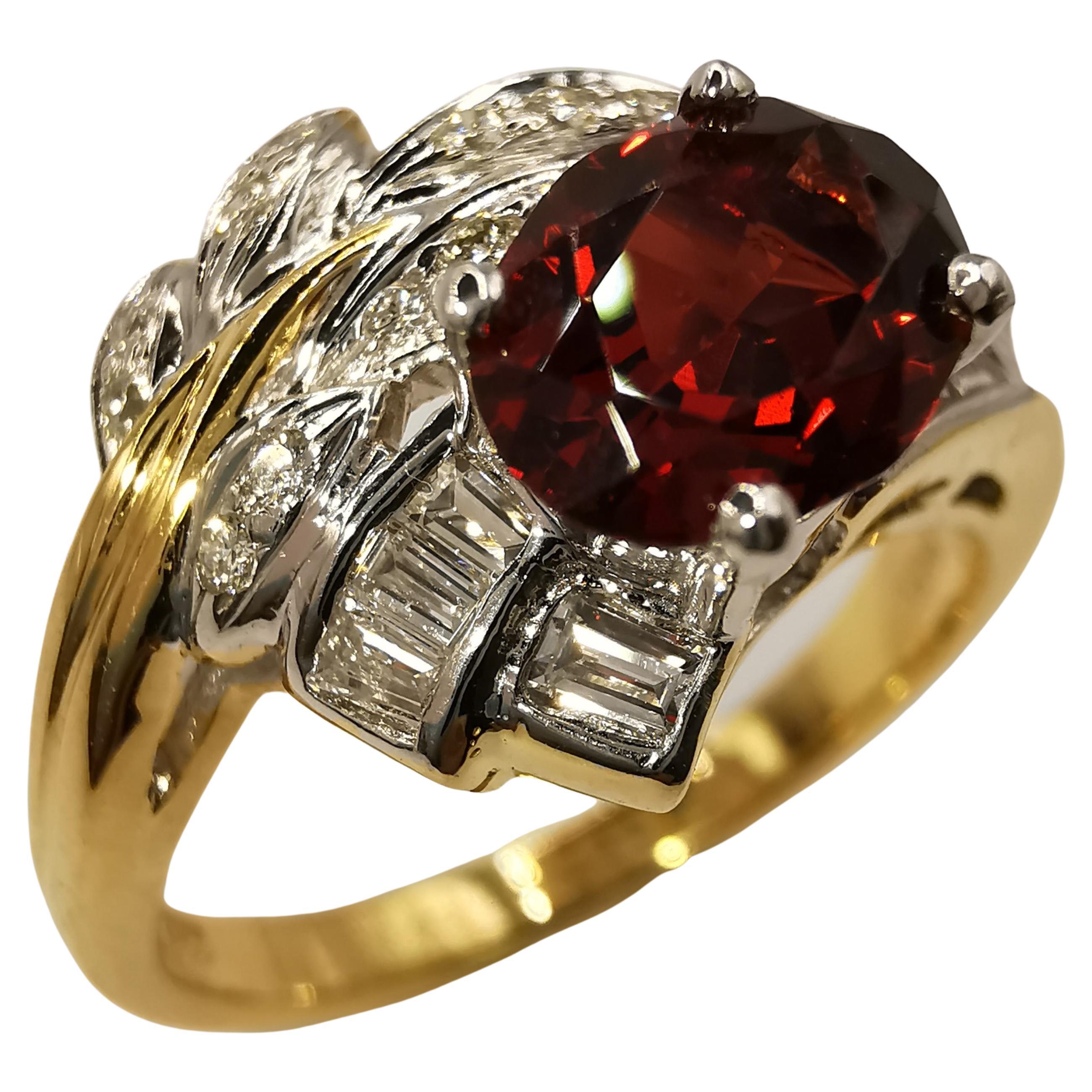 IGI Certified 1.21ct Natural Oval Orangy Red Garnet Diamond Ring in Yellow Gold For Sale