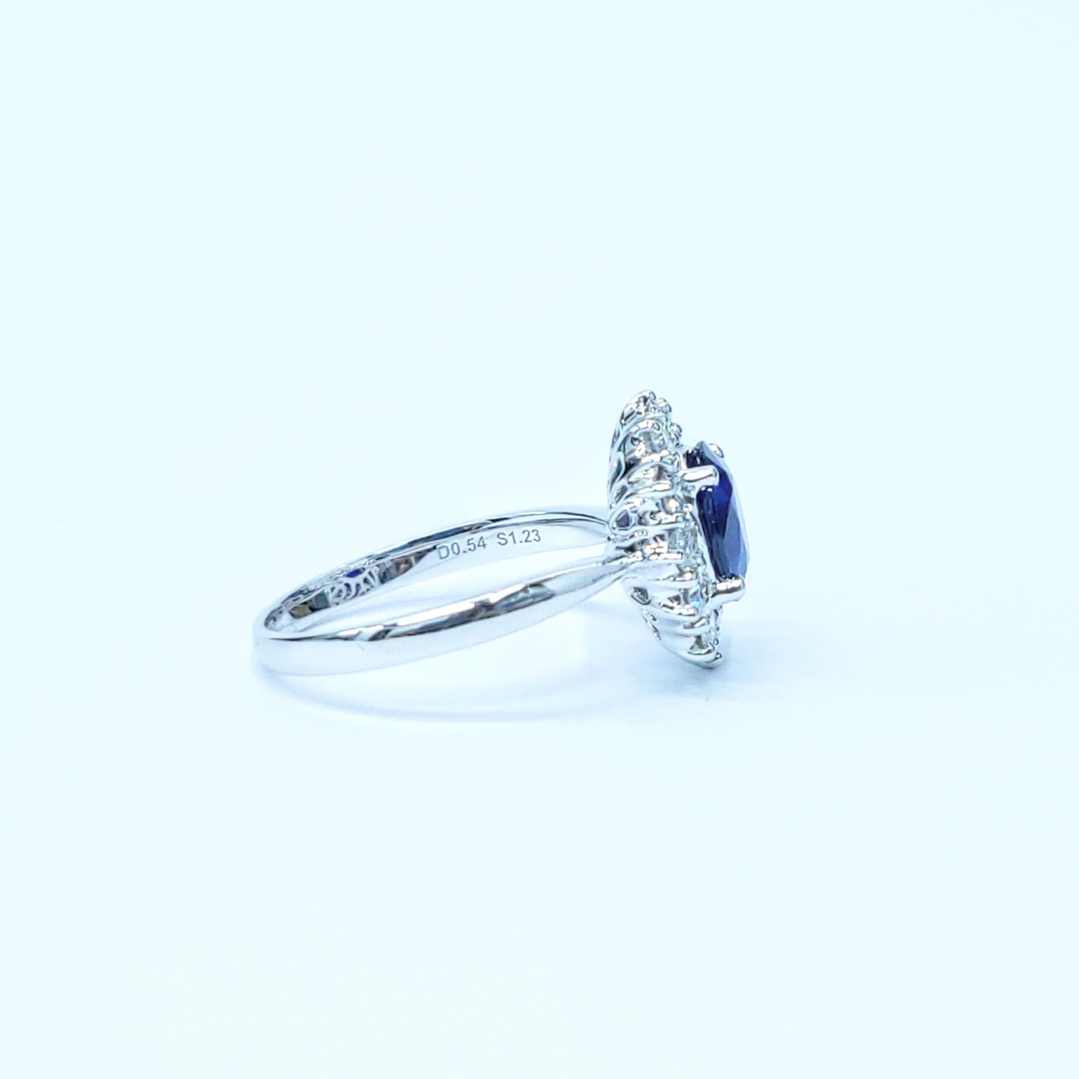 IGI Certified 1.23 Carat Blue Sapphire & Diamond Ring in 18K White Gold For Sale 2