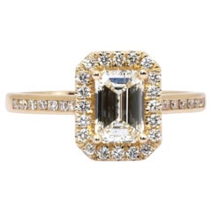 IGI Certified 1.24ct Diamonds Halo Ring in 18k Yellow Gold
