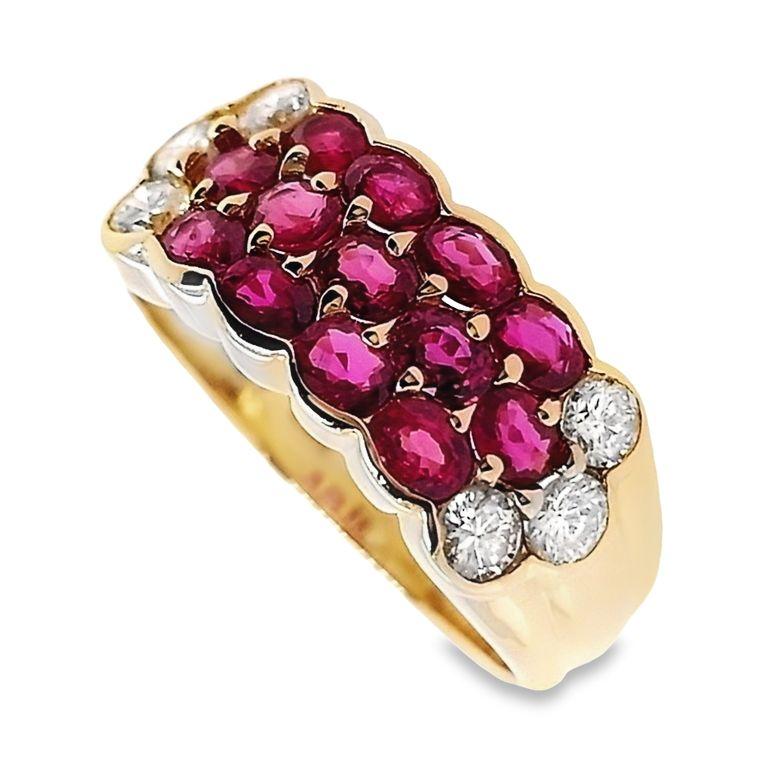 Oval Cut IGI Certified 1.24ct Natural Rubies and 0.41ct Diamonds 18k Yellow Gold Ring