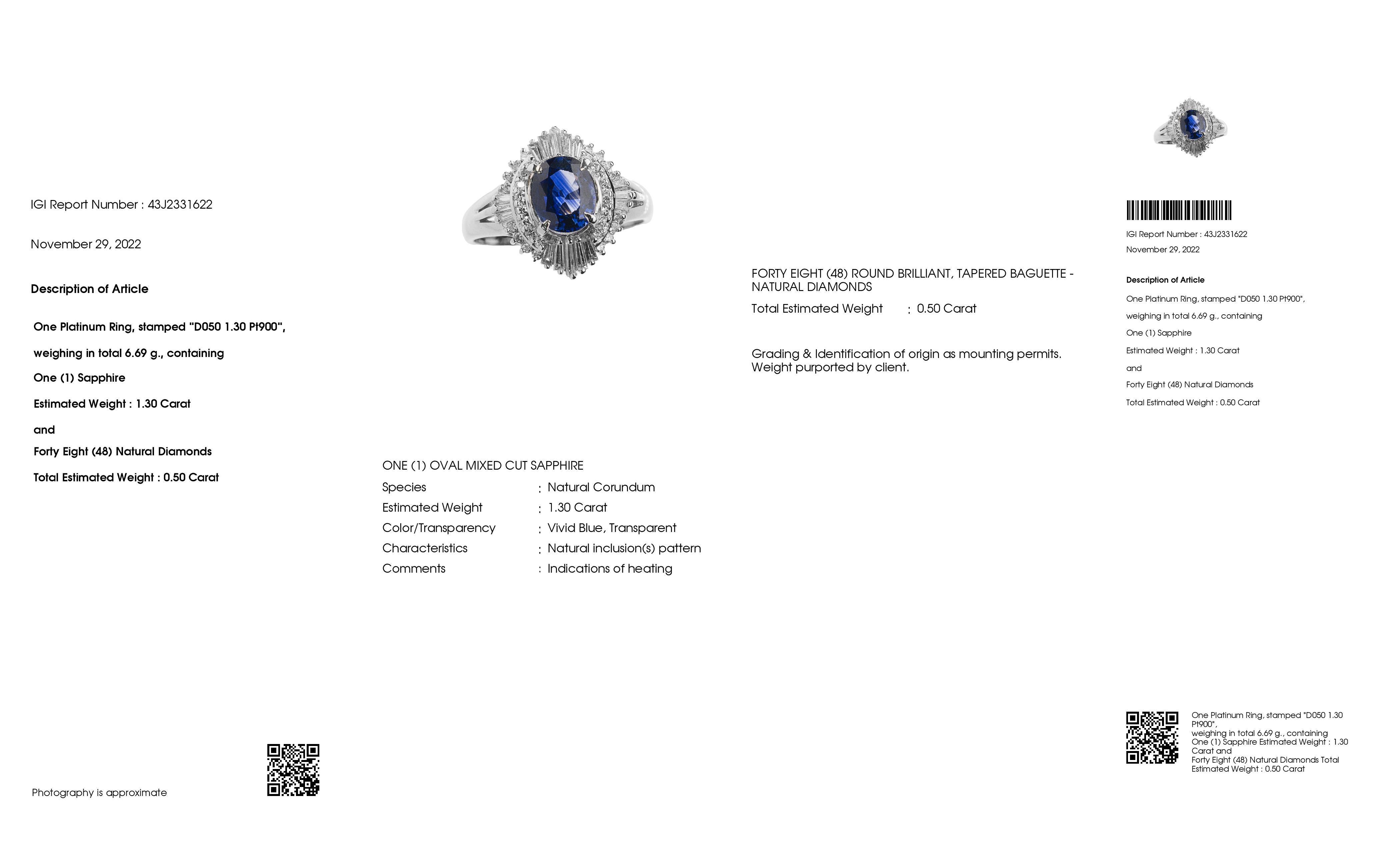 IGI Certified 1.30ct Vivid Blue Sapphire 0.50ct Natural Diamonds Platinum Ring For Sale 2
