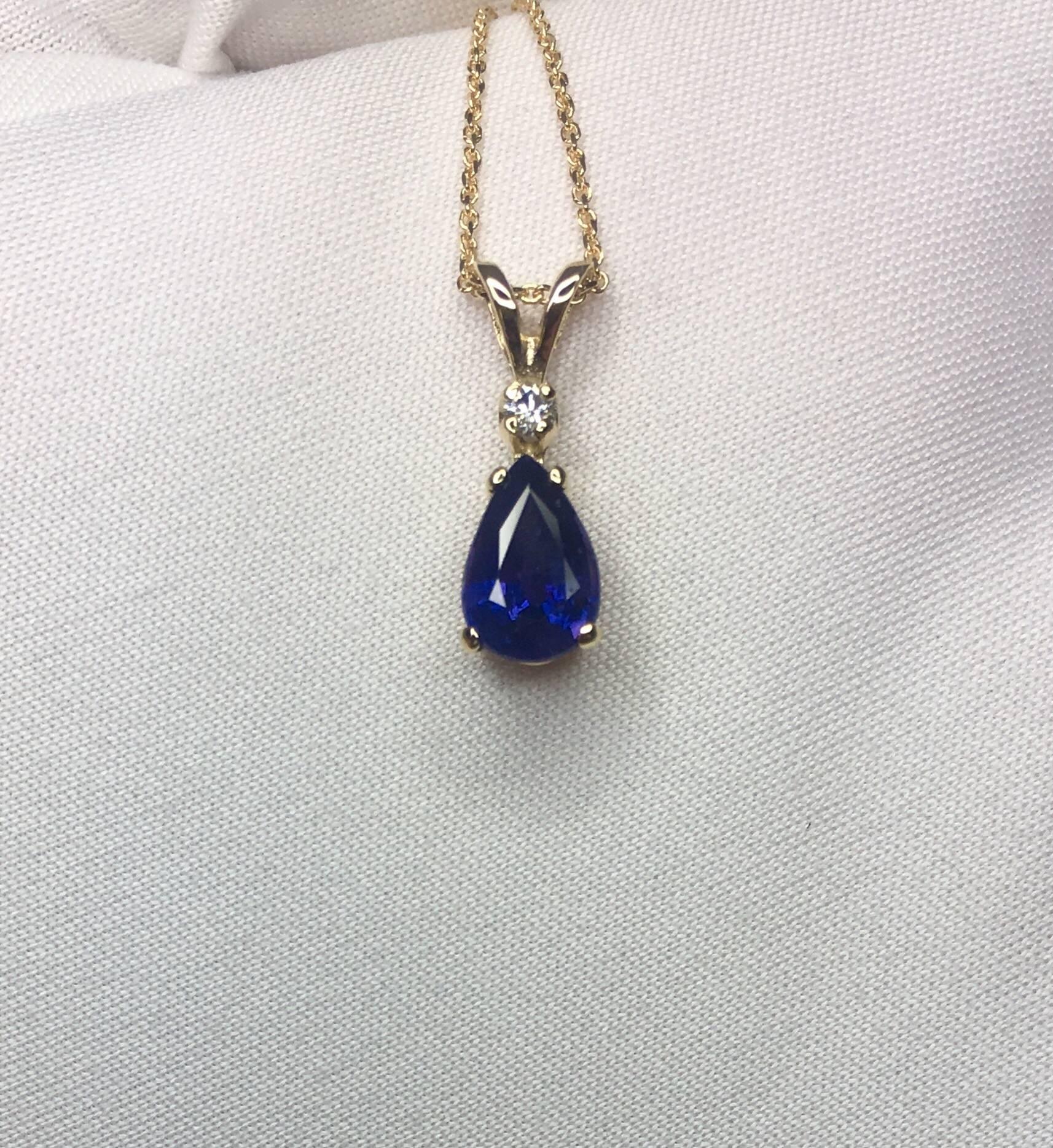 IGI Certified 1.32 Carat Color Change Blue Purple Sapphire Diamond Gold Pendant 3