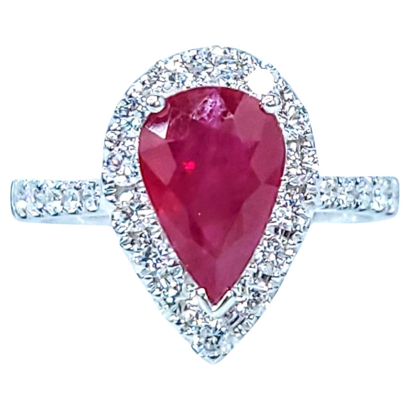 Anillo de oro blanco de 18 quilates con rubí de Birmania y diamantes de 2,24 quilates con certificado IGI