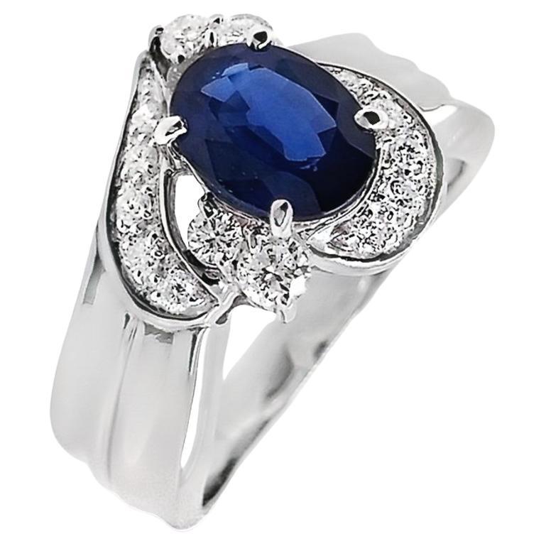 IGI Certified 1.33ct Natural Sapphire 0.33ct Natural Diamonds Platinum Ring For Sale