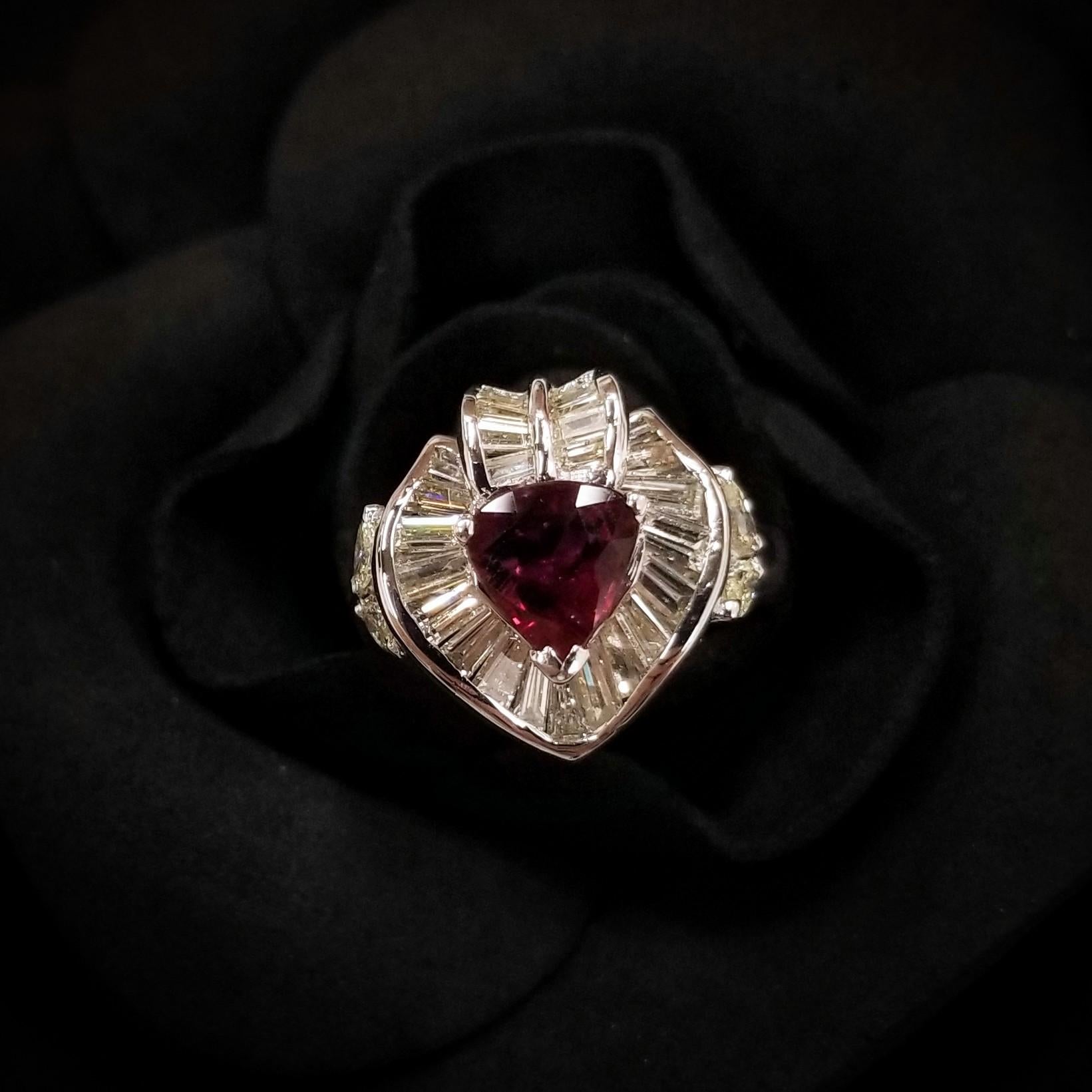 IGI Certified 1.35Carat Ruby & Diamond Ring in 18K White Gold For Sale 1