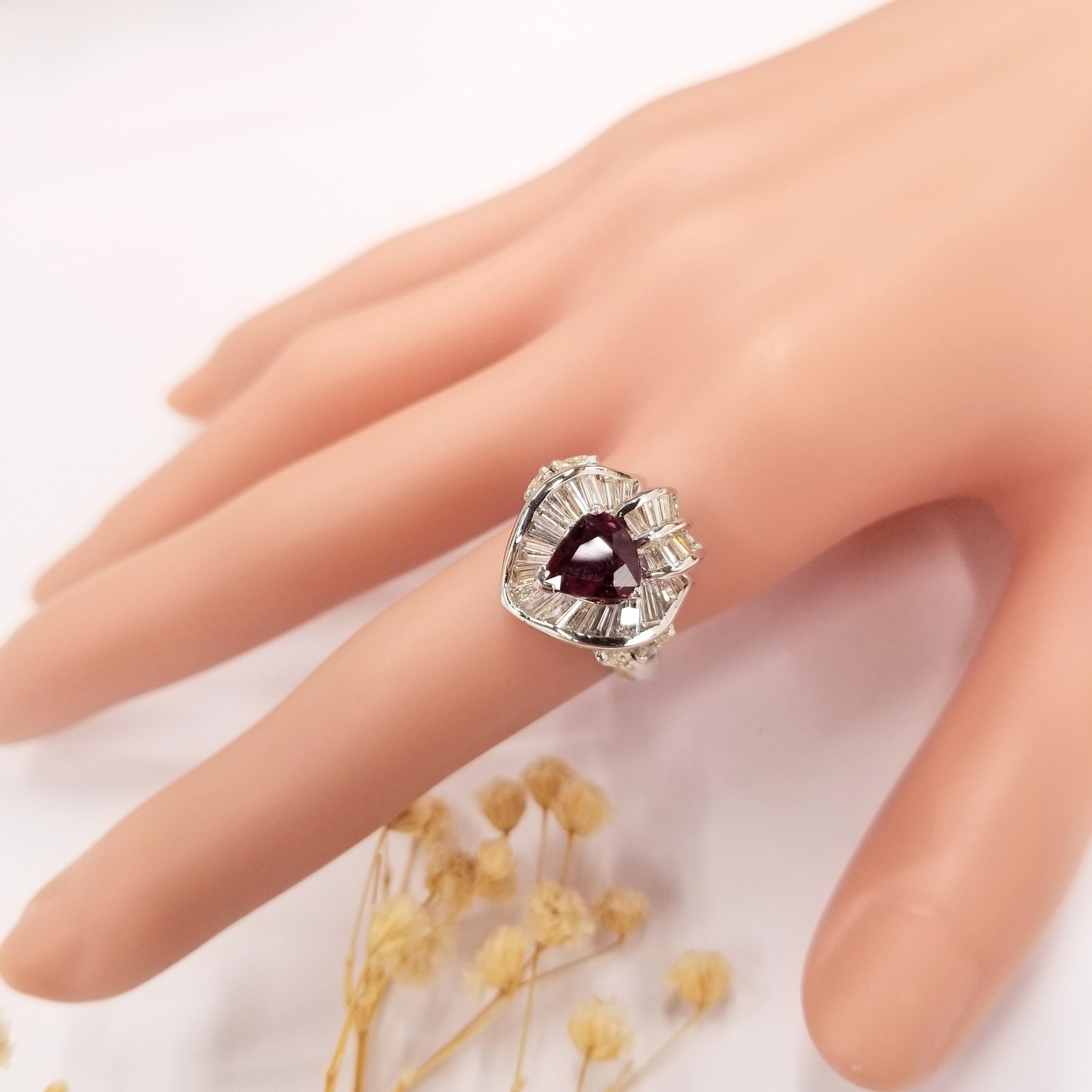 IGI Certified 1.35Carat Ruby & Diamond Ring in 18K White Gold For Sale 2