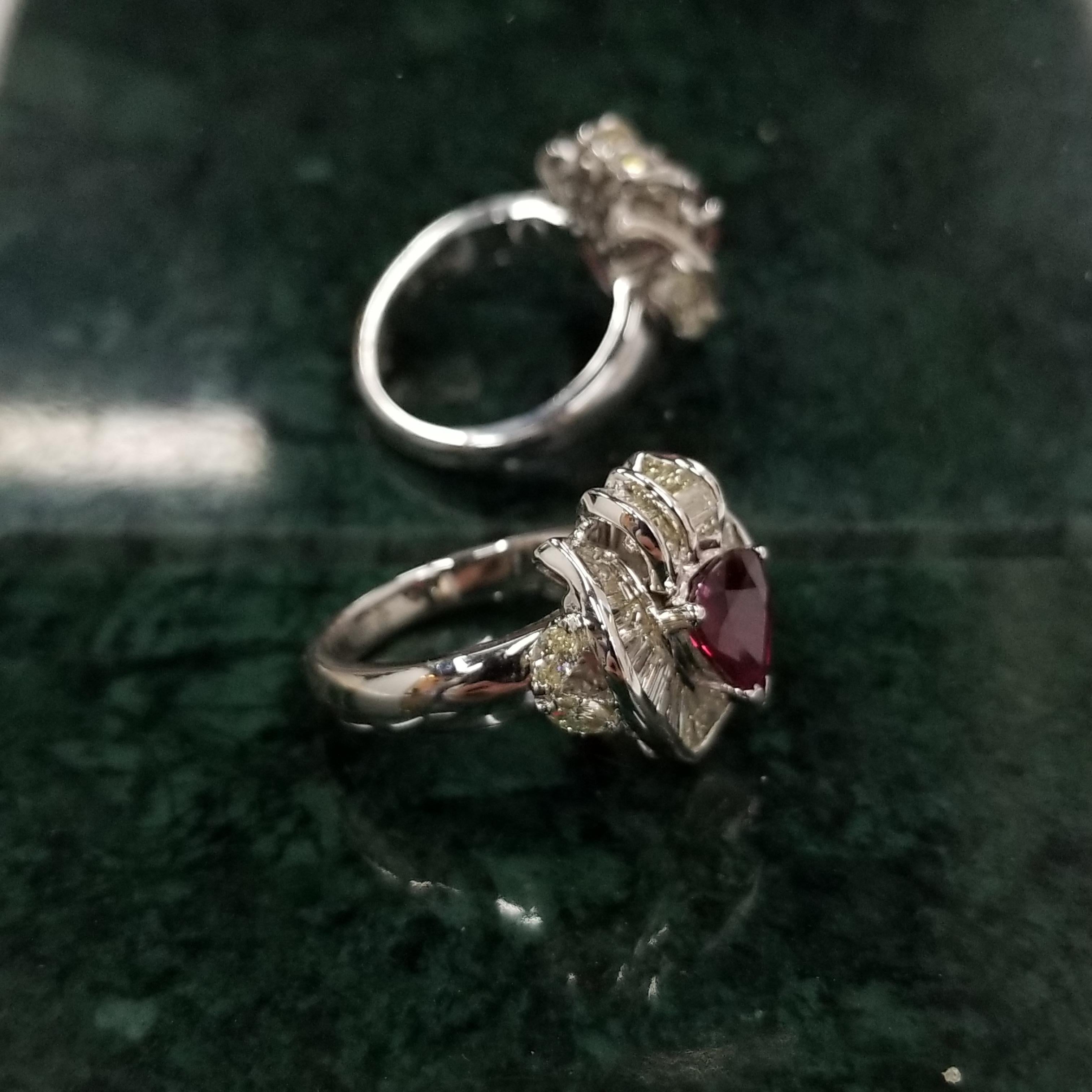 IGI Certified 1.35Carat Ruby & Diamond Ring in 18K White Gold For Sale 3