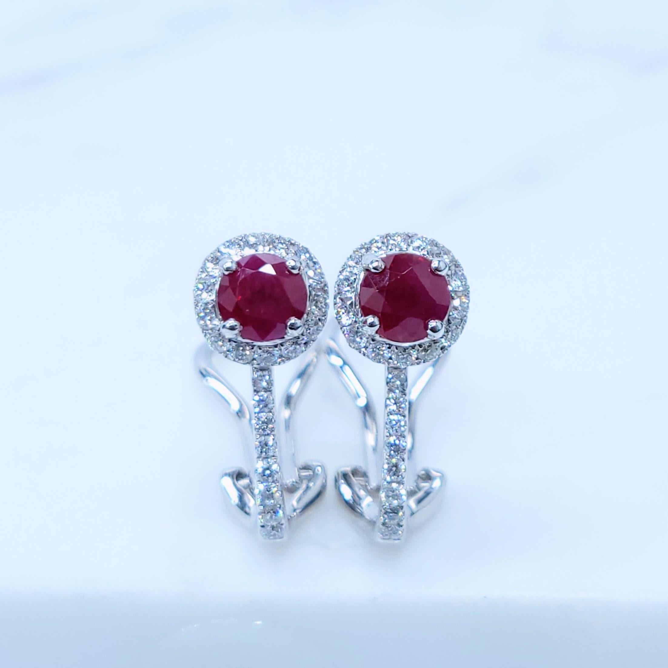 Boucles d'oreilles en or blanc 18 carats certifiées IGI avec rubis de Birmanie et diamants de 1,36ct en vente 8