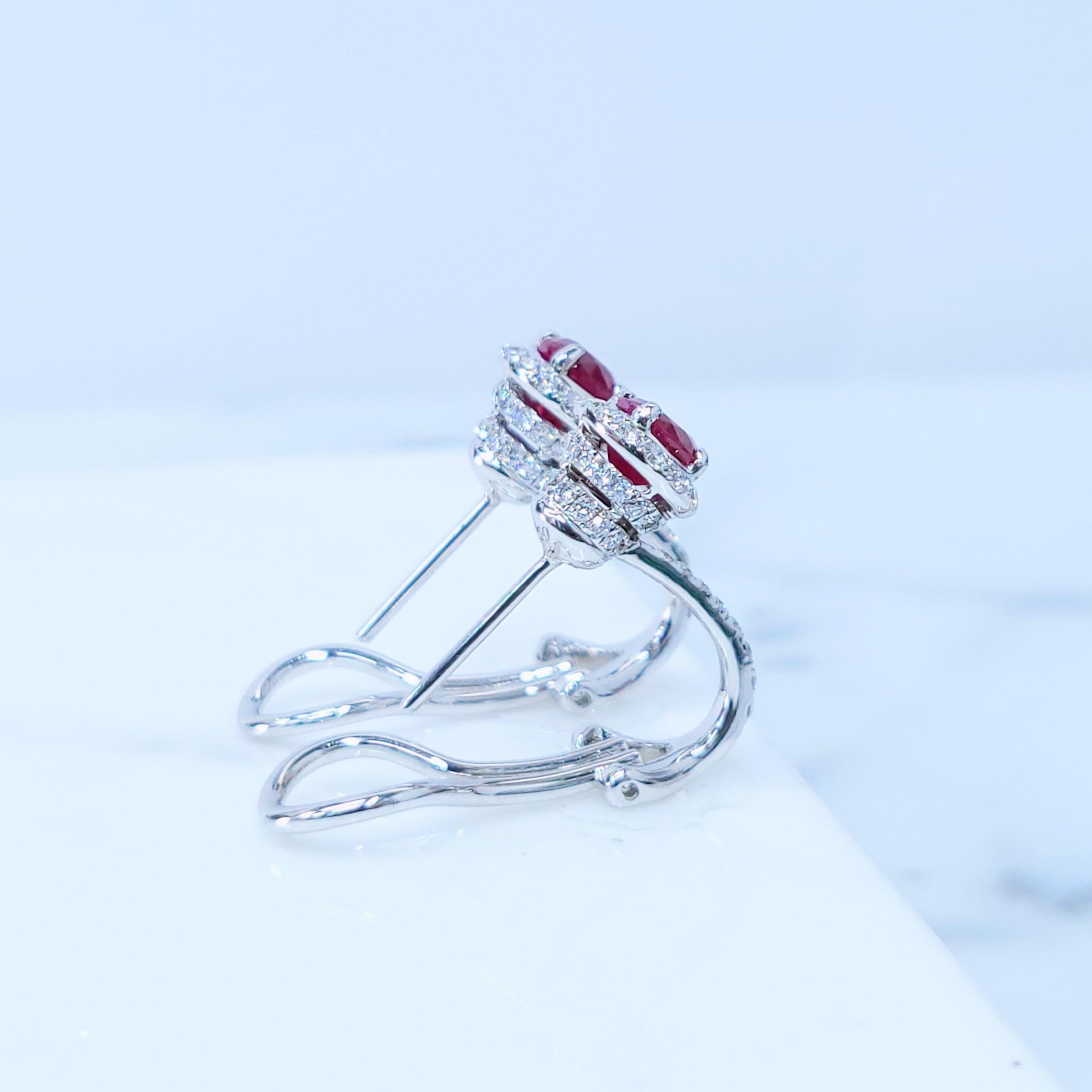 Boucles d'oreilles en or blanc 18 carats certifiées IGI avec rubis de Birmanie et diamants de 1,36ct en vente 2