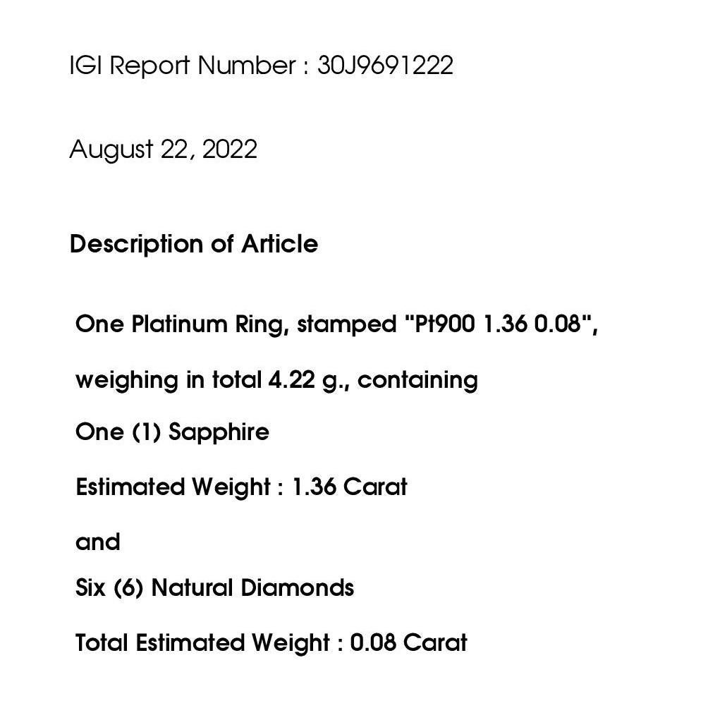 IGI Certified 1.36ct Natural Sapphire and 0.08ct Natural Diamonds Platinum Ring 4