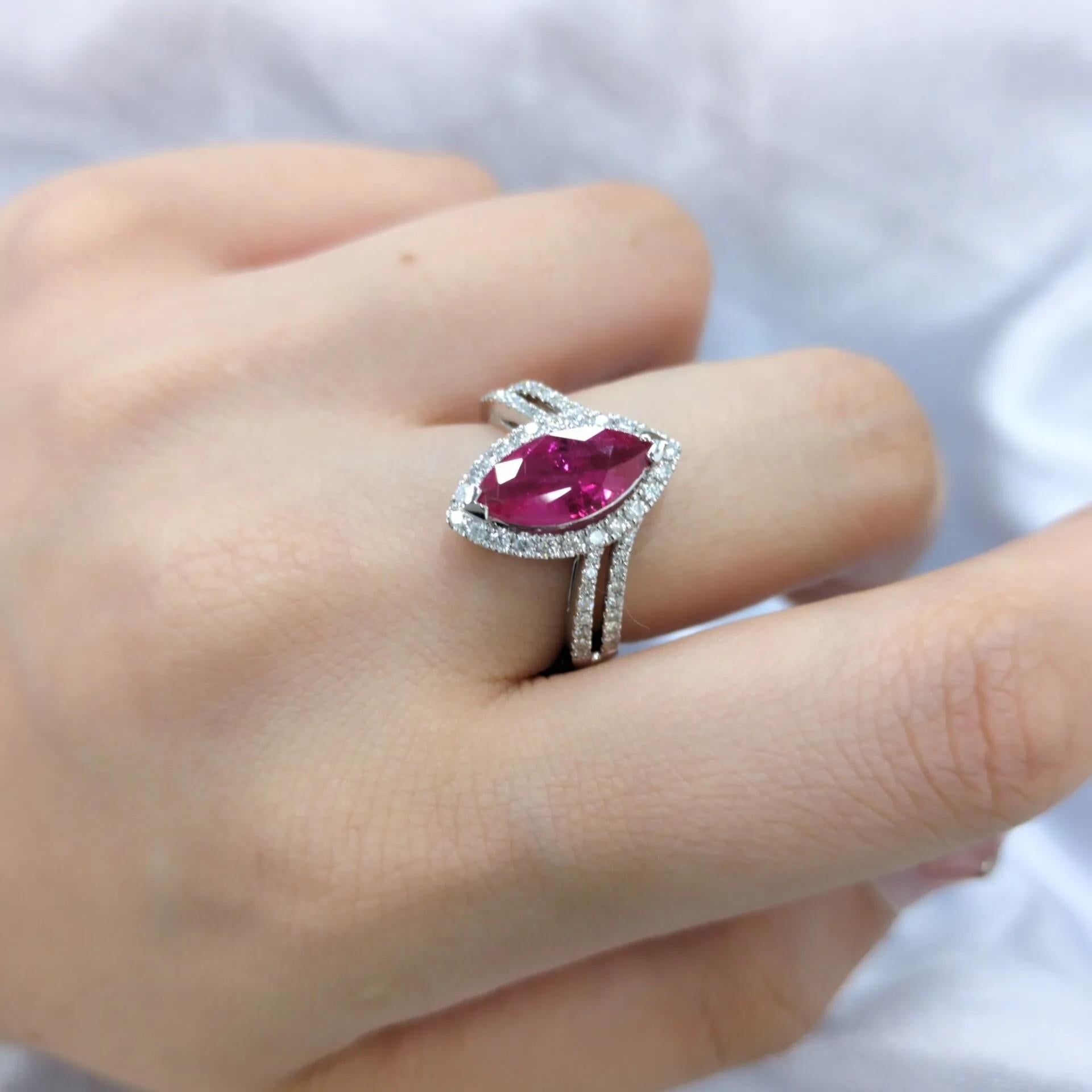 Modern IGI Certified 1.37 Carat Burma Ruby & Diamond Ring in 18K White Gold For Sale