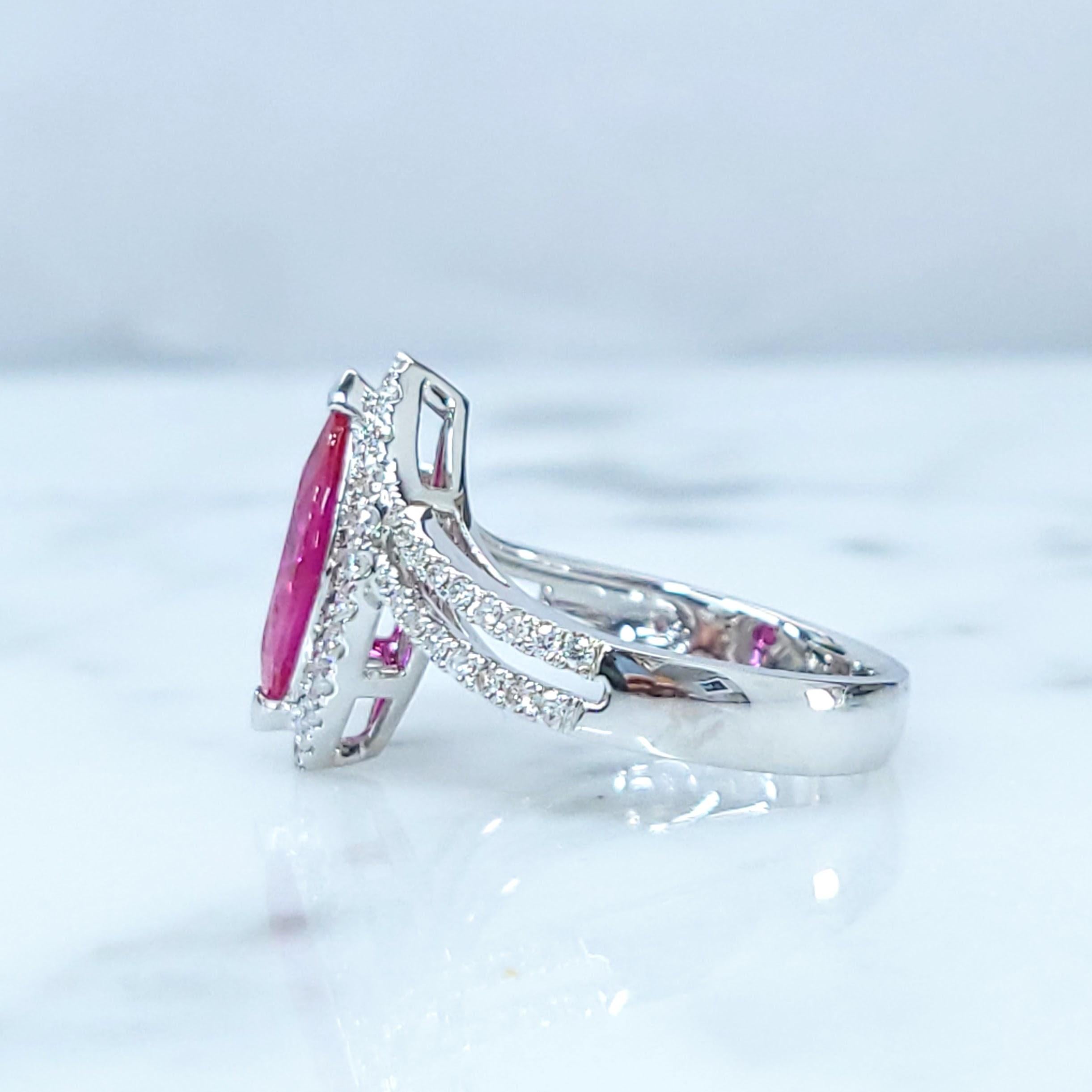IGI Certified 1.37 Carat Burma Ruby & Diamond Ring in 18K White Gold For Sale 1
