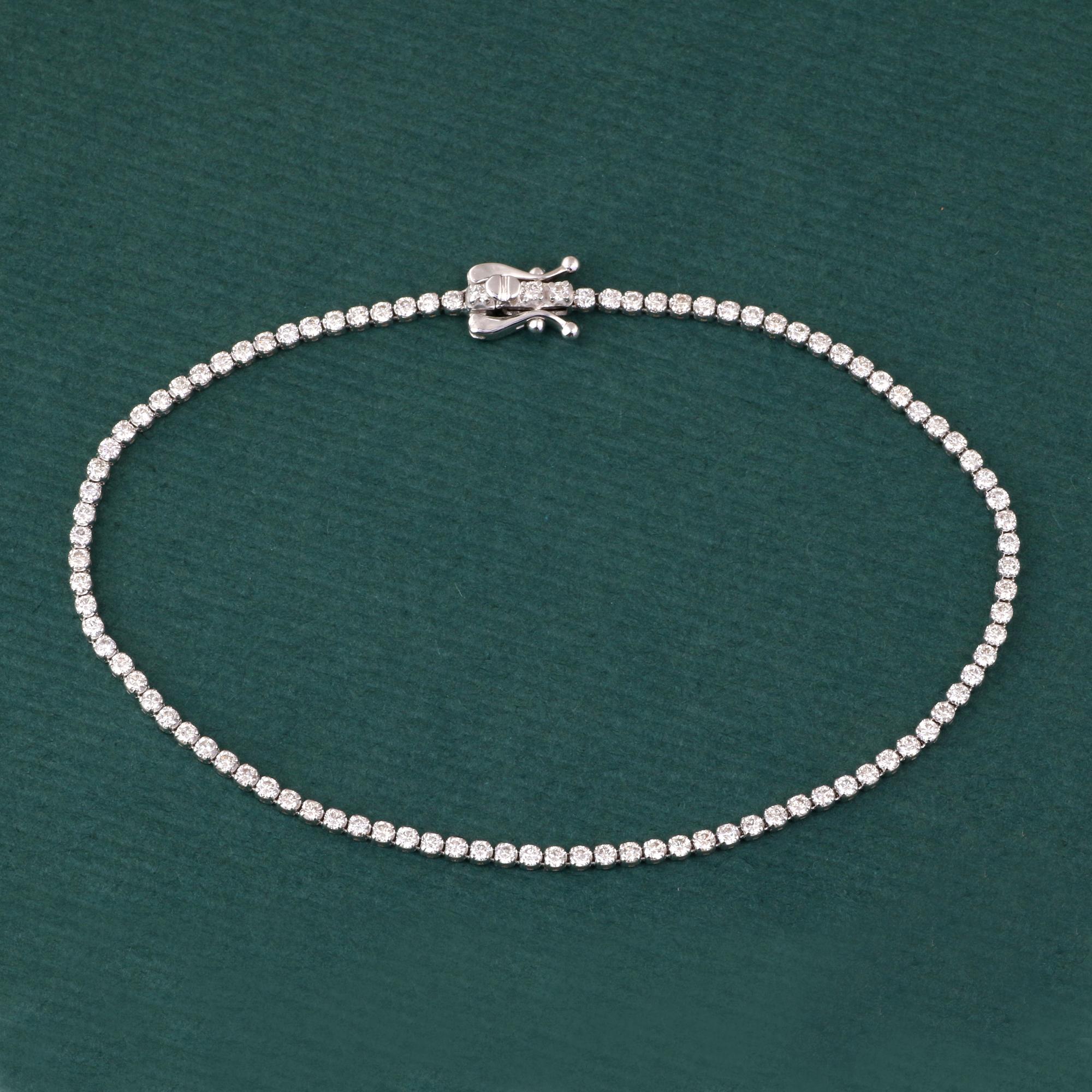 Modern IGI Certified 1.374 Carat Natural Clear Diamond 18K White Gold Chain Bracelet For Sale