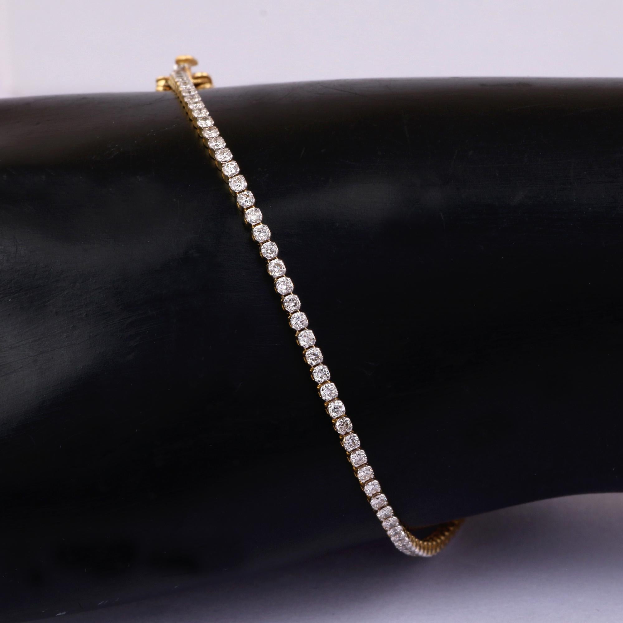 Women's IGI Certified 1.374 Carat Natural Clear Diamond 18K Yellow Gold Chain Bracelet For Sale