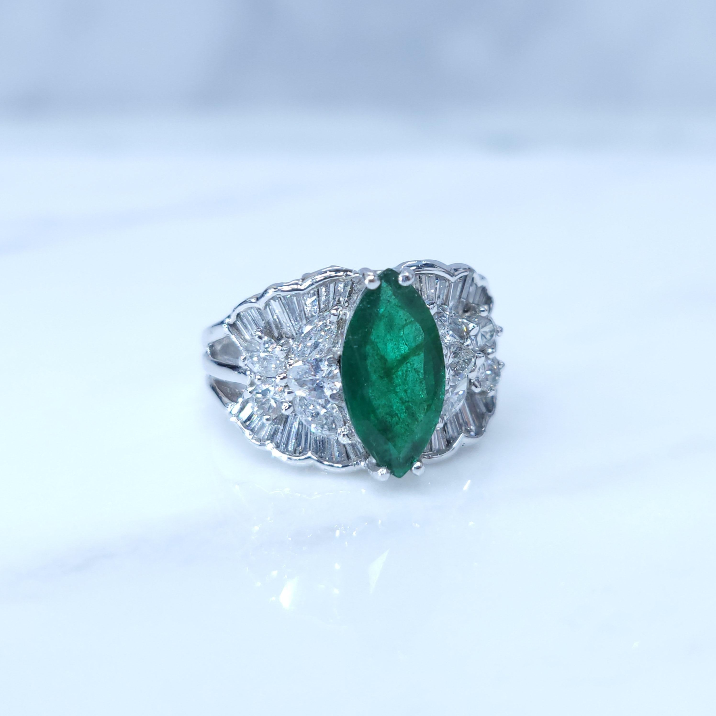 IGI-zertifizierter 1,43 Karat Vivid Green Emerald & Diamantring Damen im Angebot
