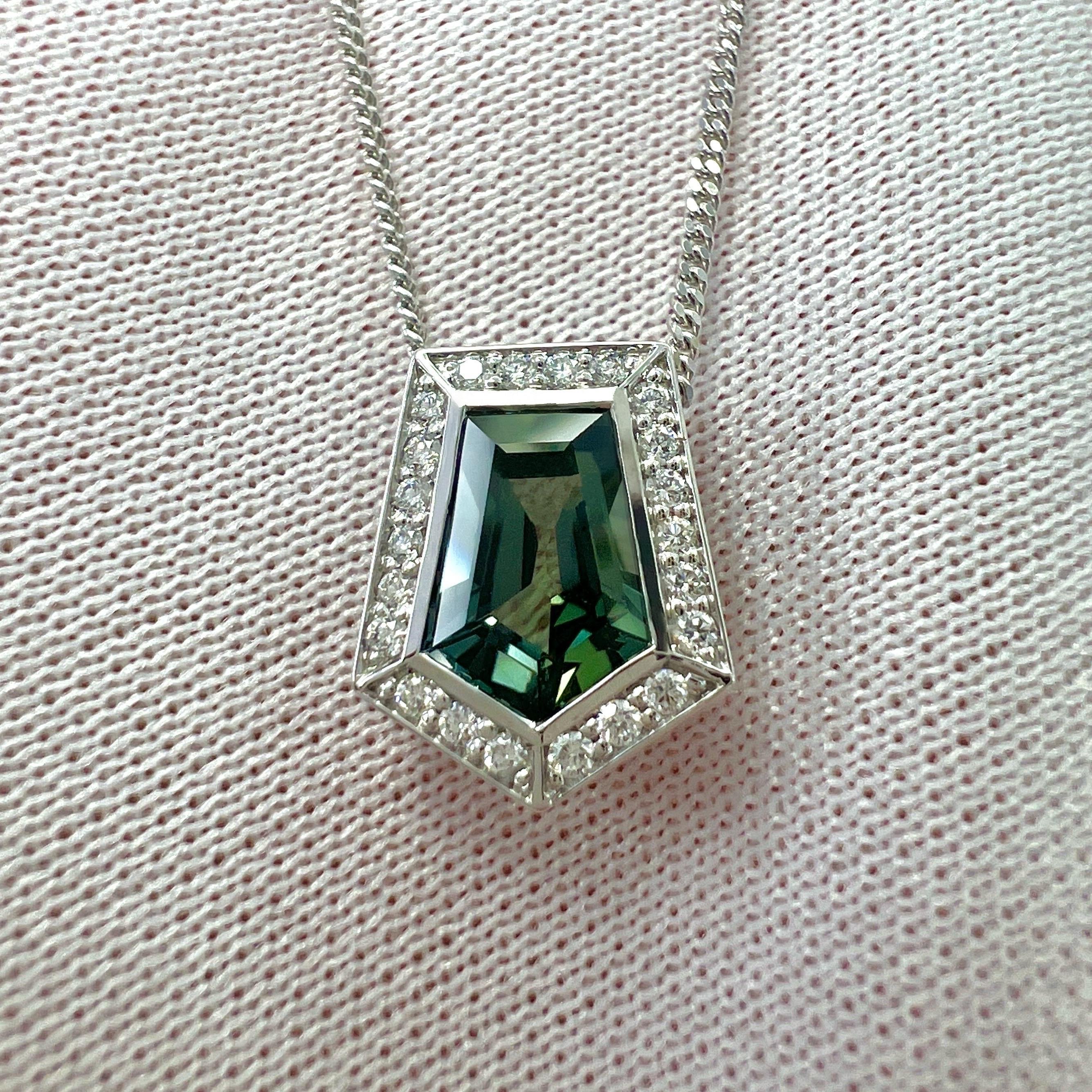 IGI Certified 1.46ct Colour Change Untreated Fancy Cut Sapphire Diamond Pendant For Sale 2