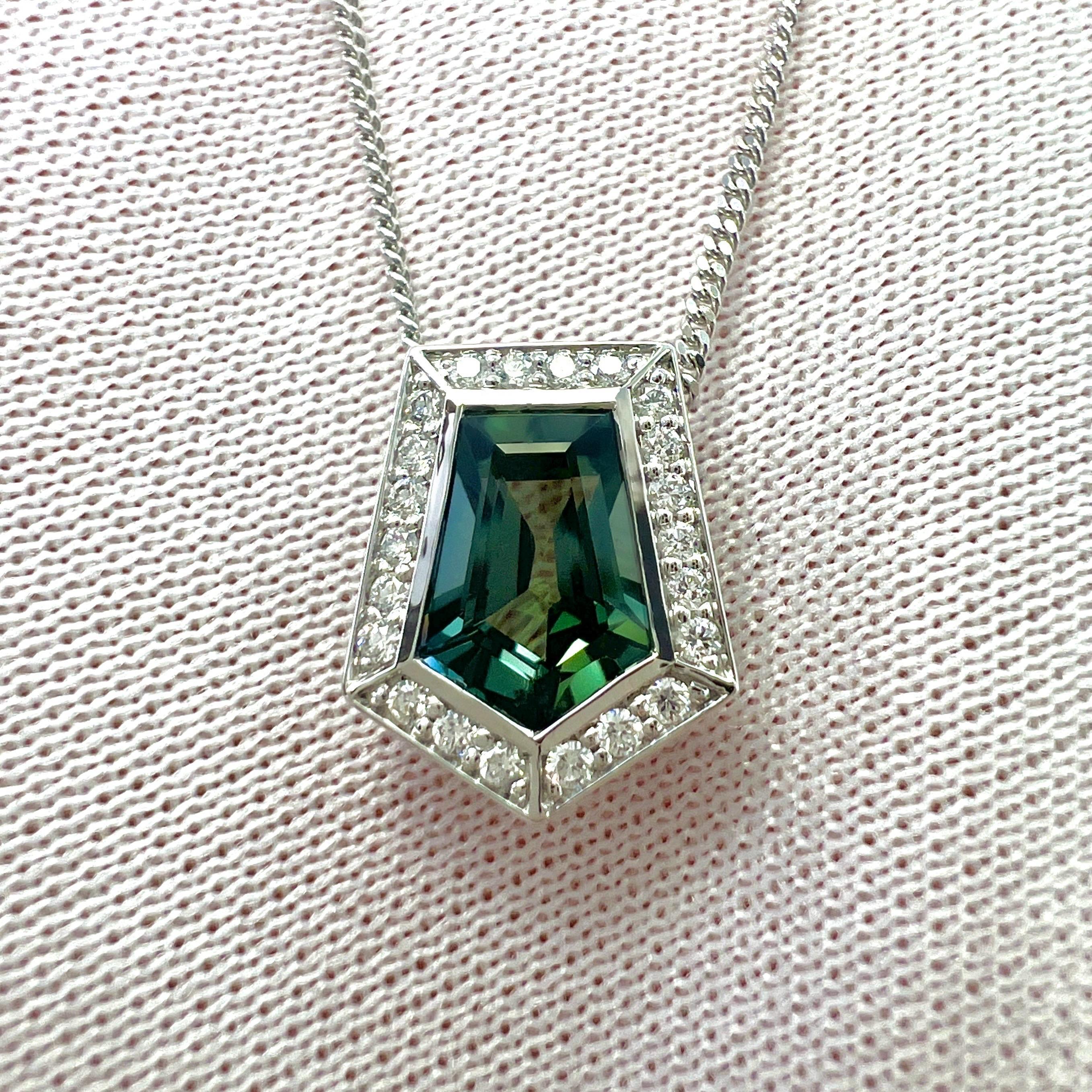IGI Certified 1.46ct Colour Change Untreated Fancy Cut Sapphire Diamond Pendant For Sale 4