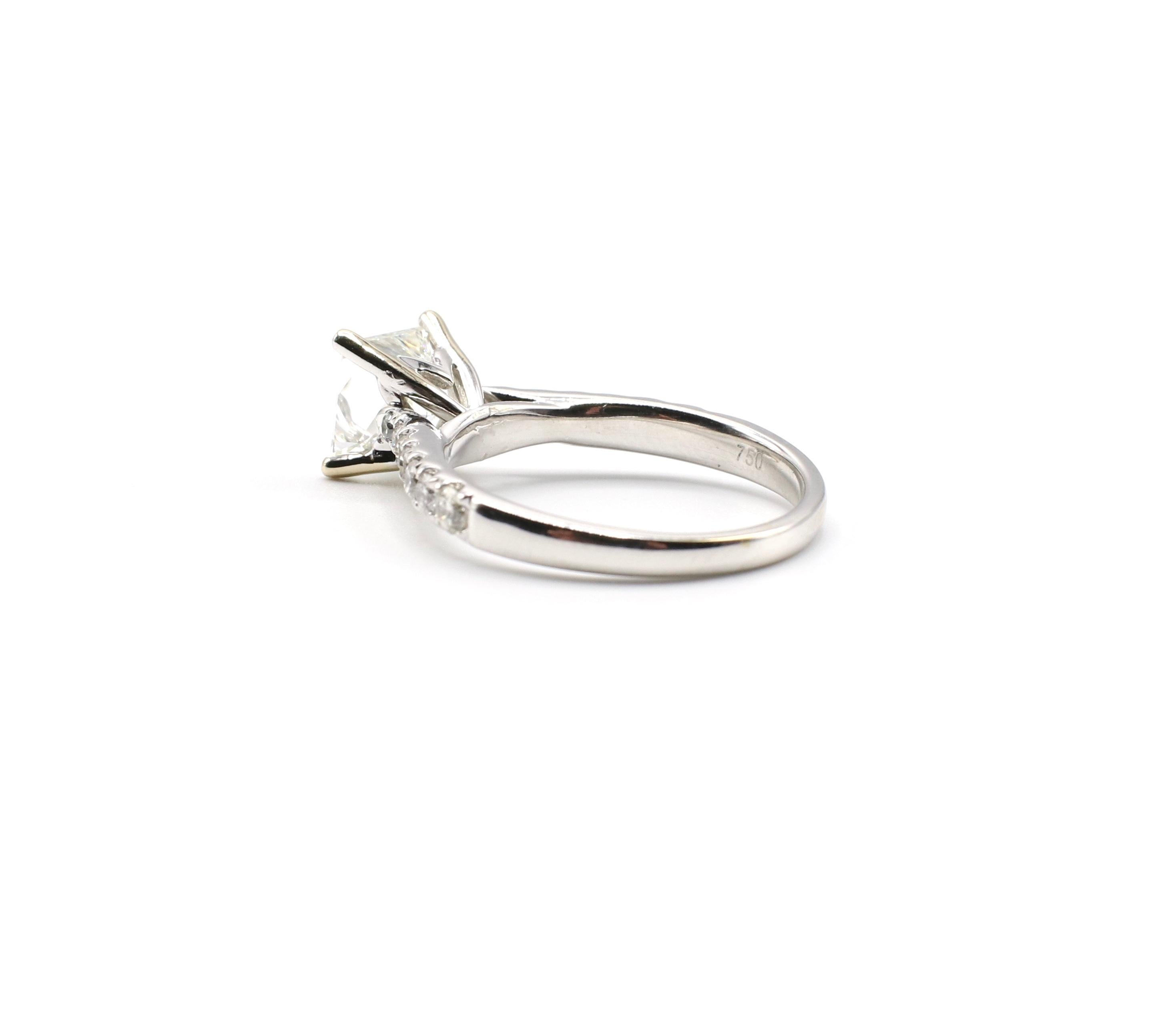 IGI Certified 1.48 Carat I VS1 Princess Cut 18 Karat White Gold Diamond Ring 3