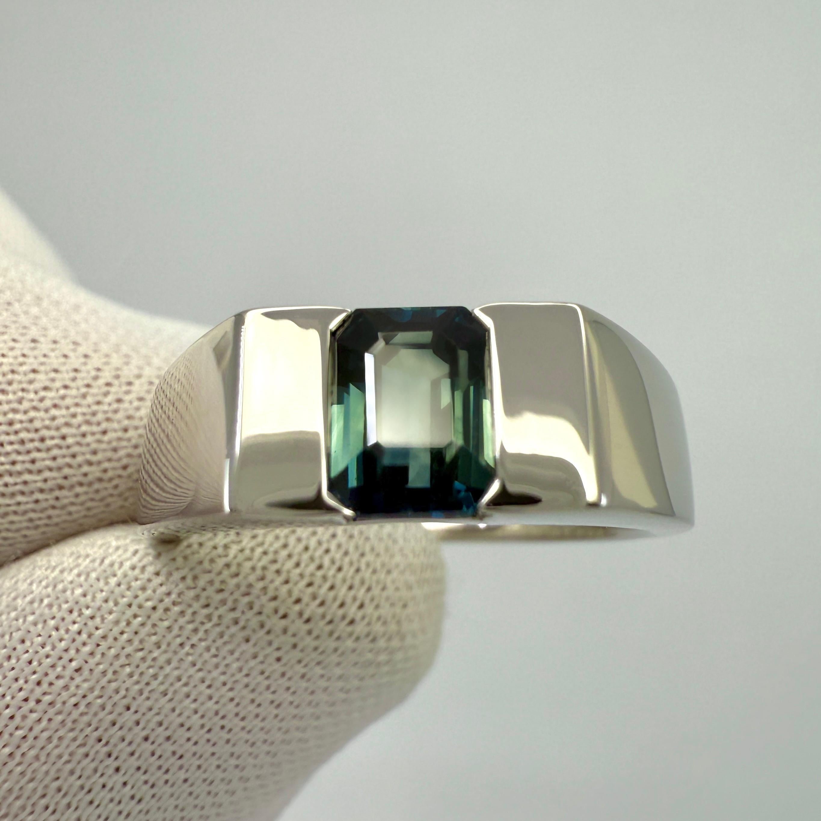 Women's or Men's IGI Certified 1.53ct Blue Untreated Sapphire Fancy Platinum Signet Band Ring For Sale