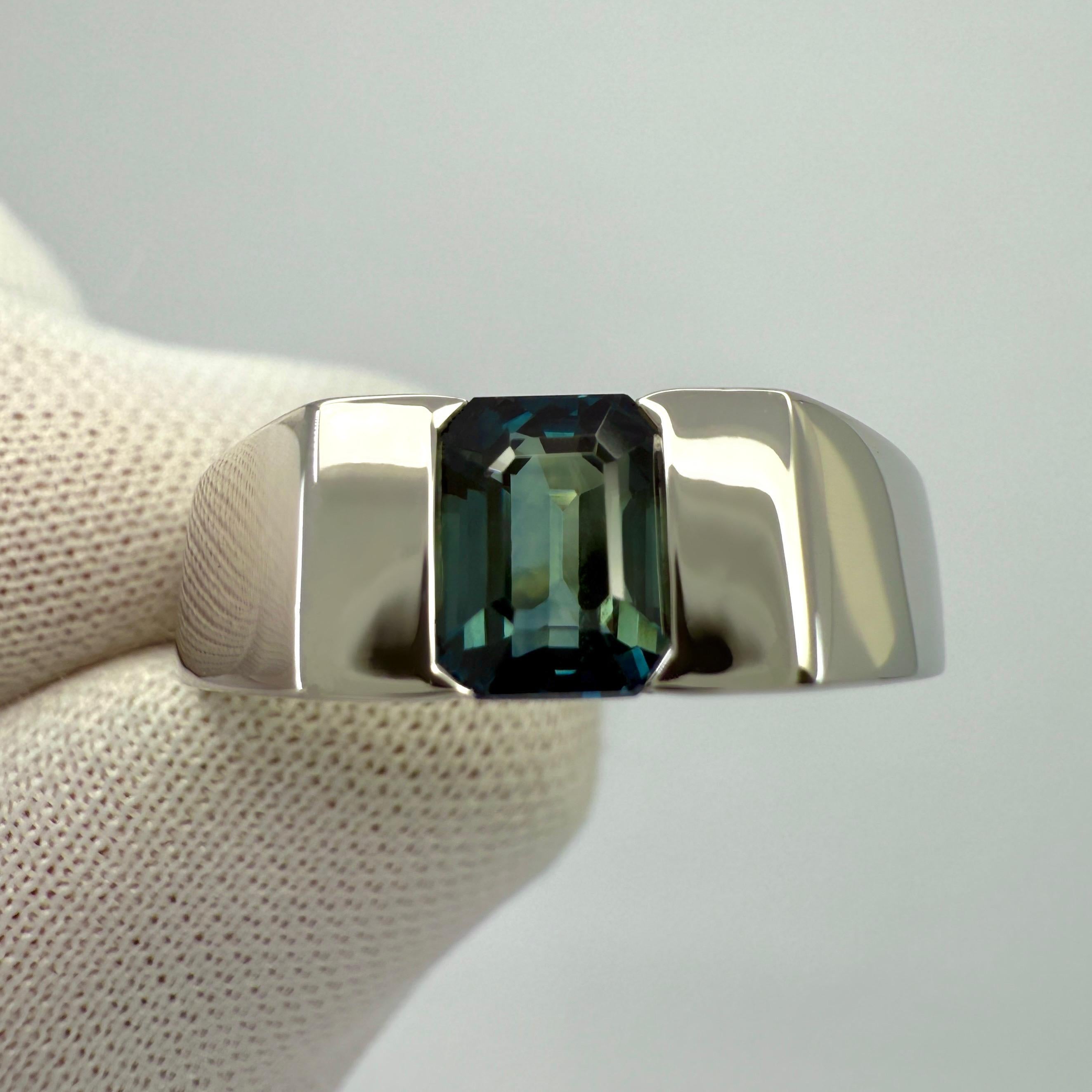 IGI Certified 1.53ct Blue Untreated Sapphire Fancy Platinum Signet Band Ring For Sale 4