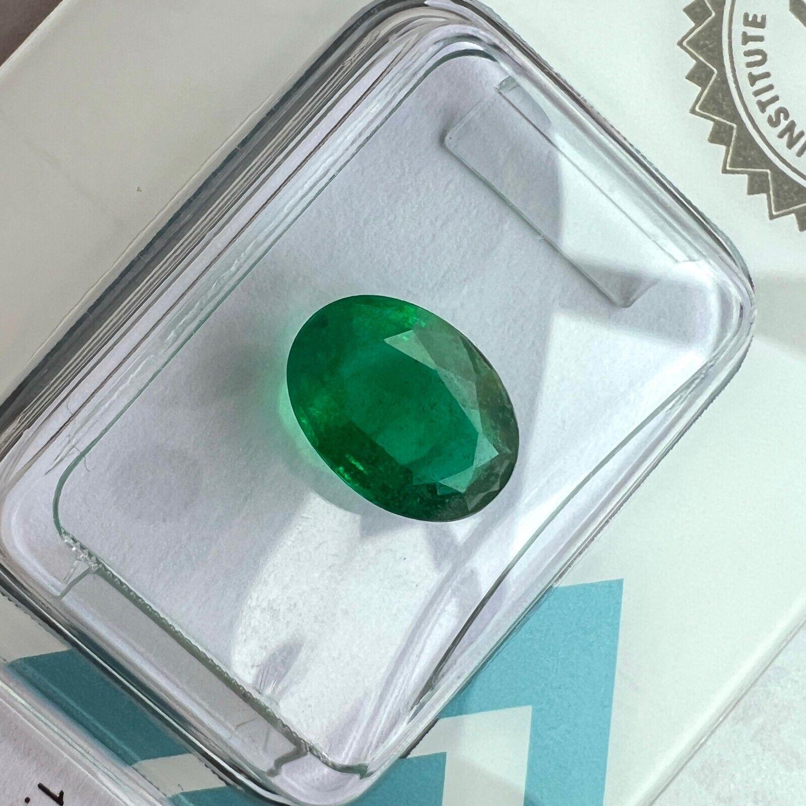IGI Certified 1.58ct Natural Deep Green Emerald Oval Cut Loose Gemstone For Sale 1