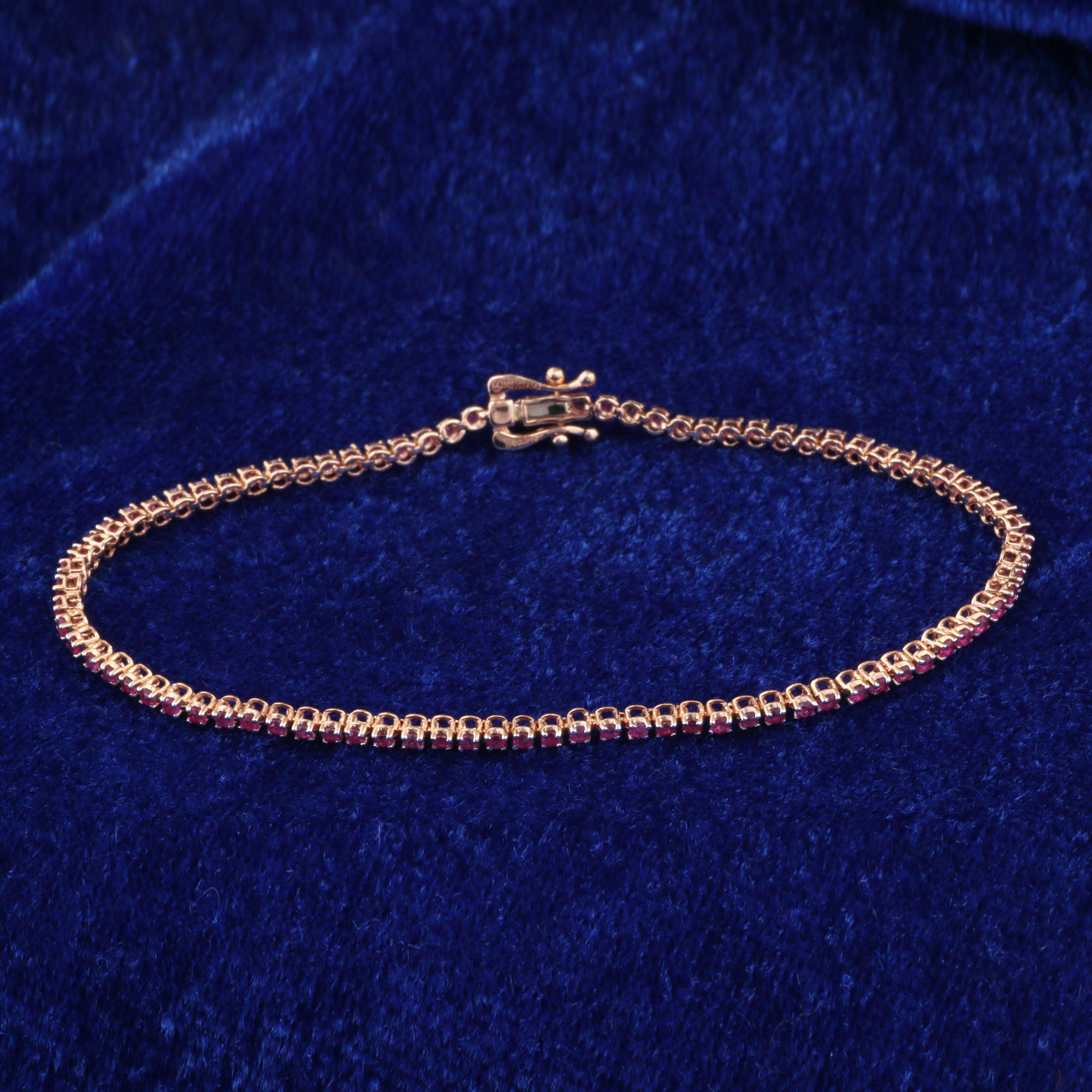 Women's IGI Certified 1.60 Carat Natural Ruby Gemstone 18K Rose Gold Chain Bracelet For Sale