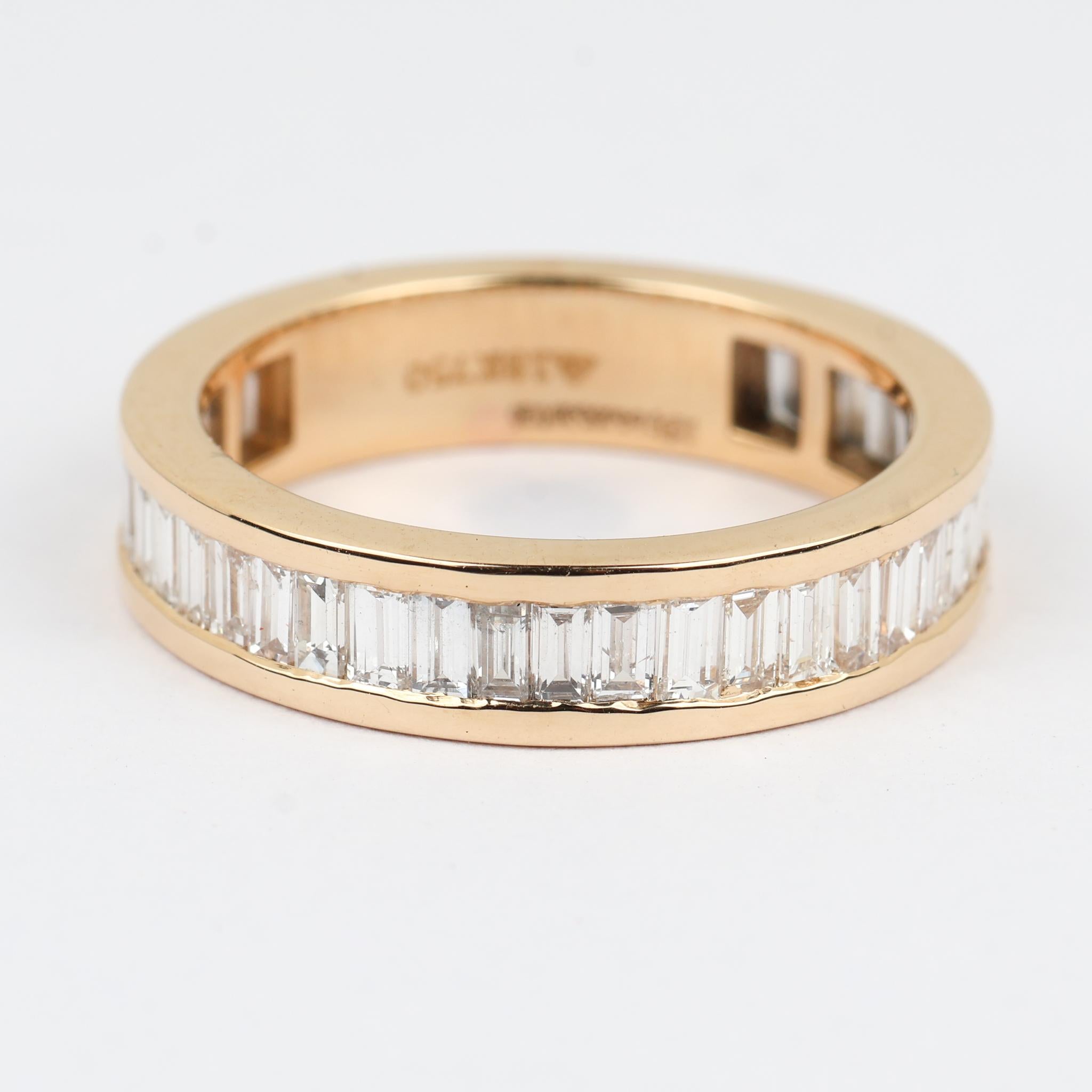 Art déco Alliance certifiée IGI de 1,68 ct de diamant baguette naturel - or jaune 18 carats en vente