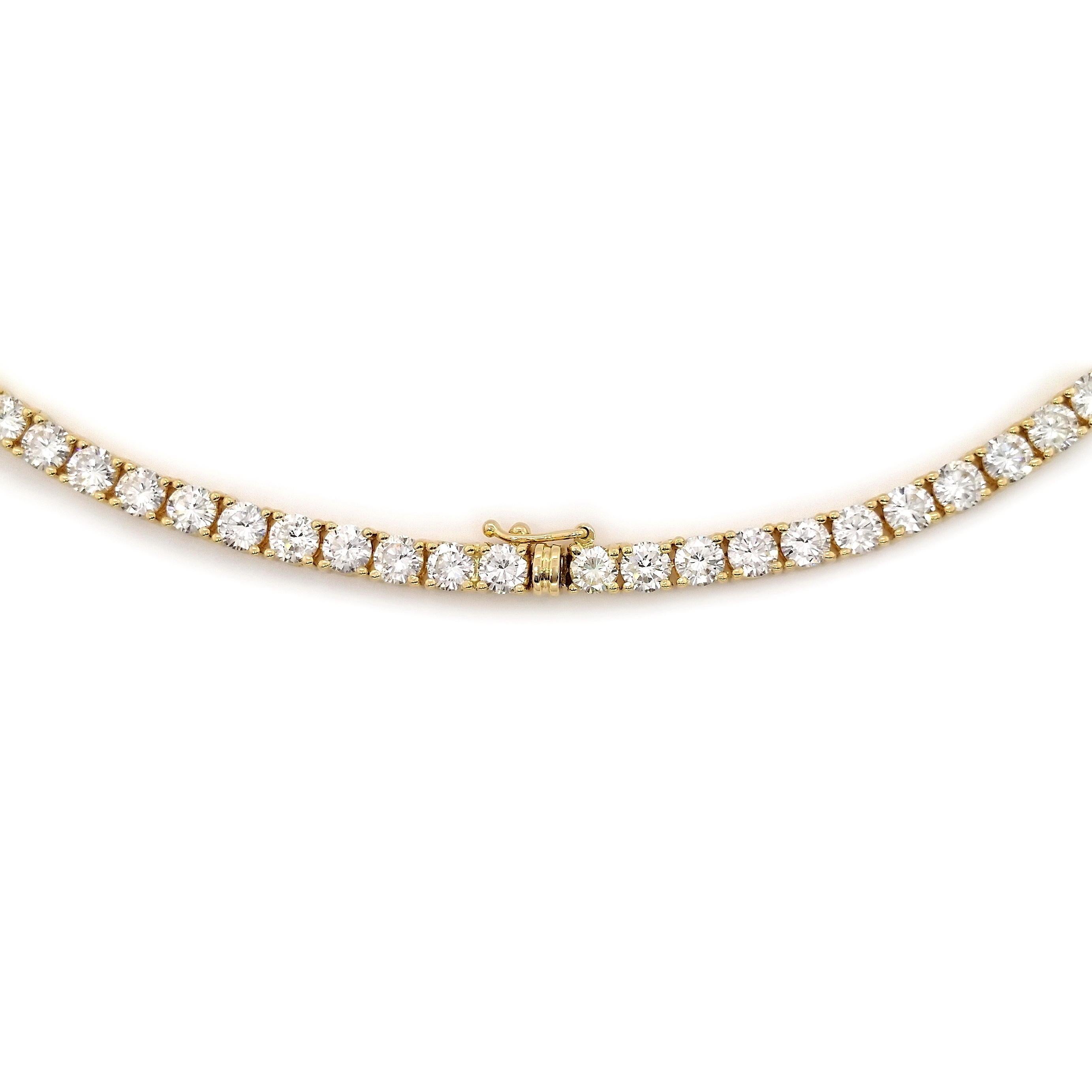 IGI Certified 16.93ct Natural White Diamonds Yellow Gold Necklace In New Condition In Ramat Gan, IL