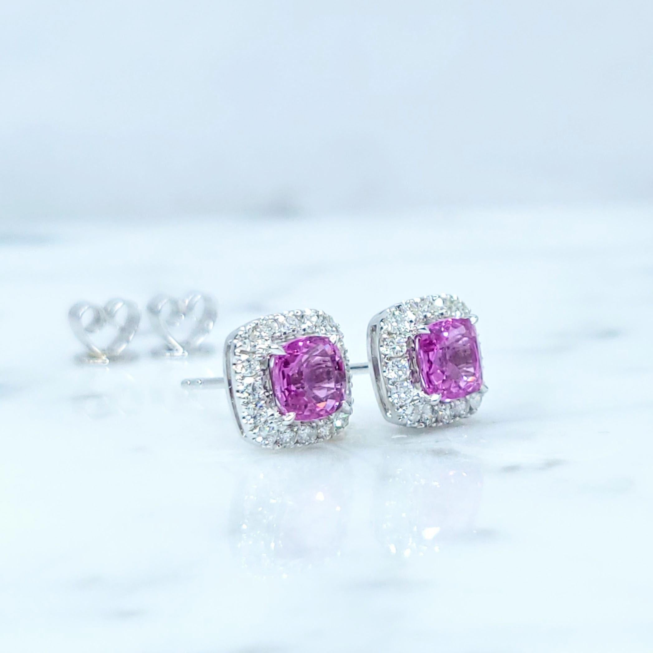 Orecchini con zaffiro rosa e diamante certificati IGI da 1,70 carati in oro bianco 18 carati in vendita 2