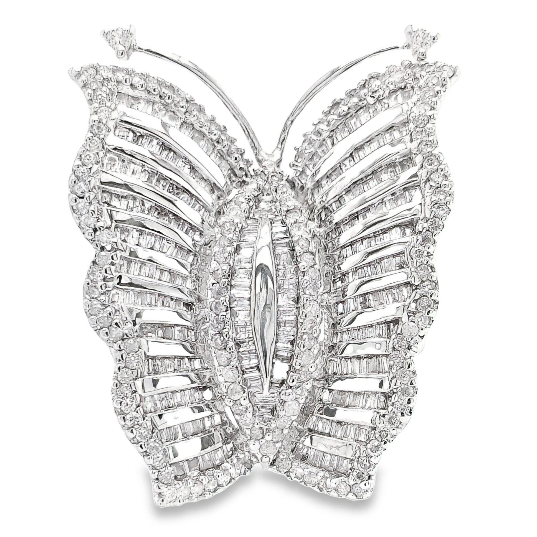 Donna Anello a farfalla in oro bianco 18 carati con diamanti naturali certificati IGI da 1,75 ct. in vendita