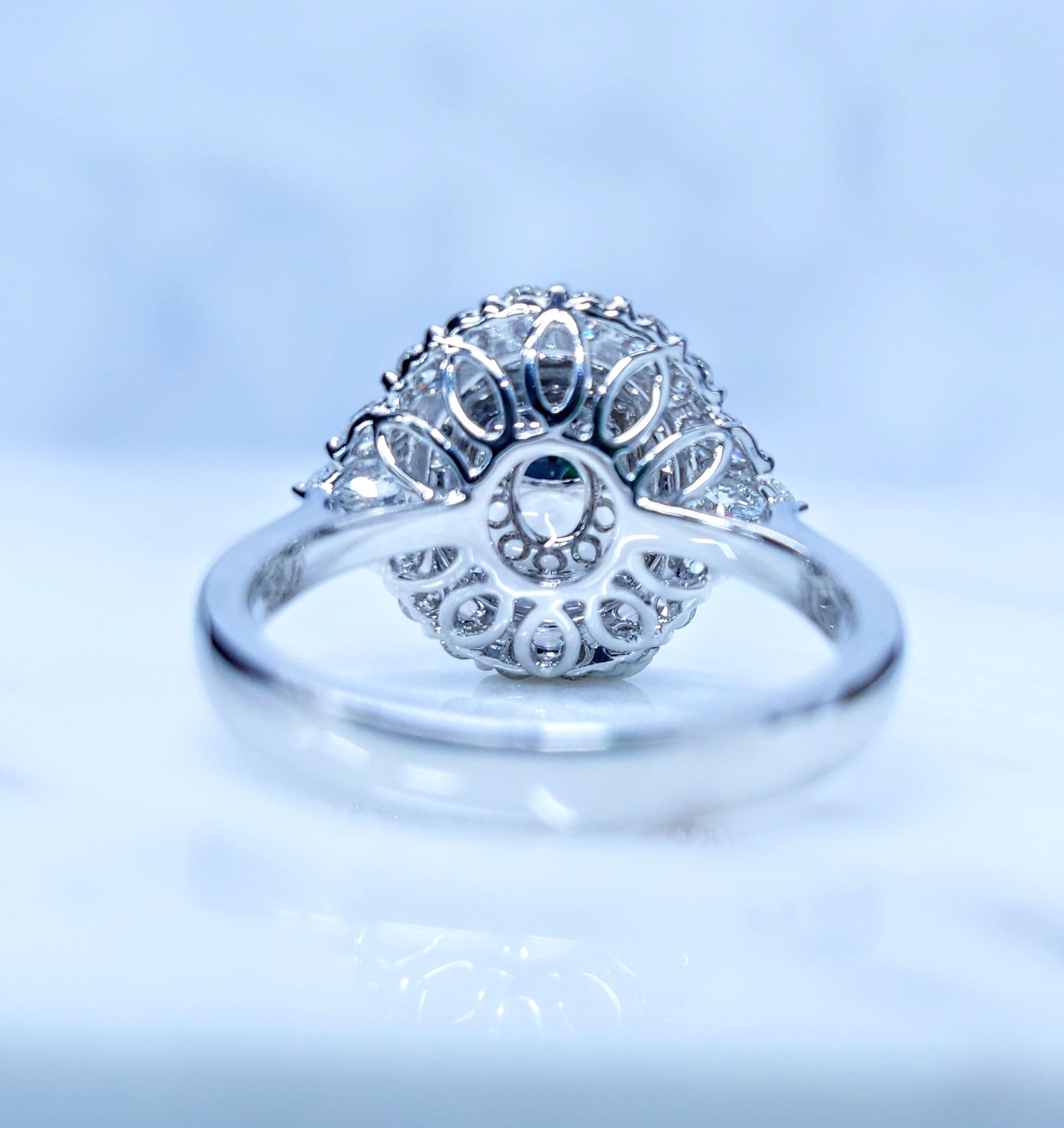 IGI zertifiziert 1,77 Karat kolumbianischen Smaragd & 0,83 Karat Diamant Ring im Angebot 3