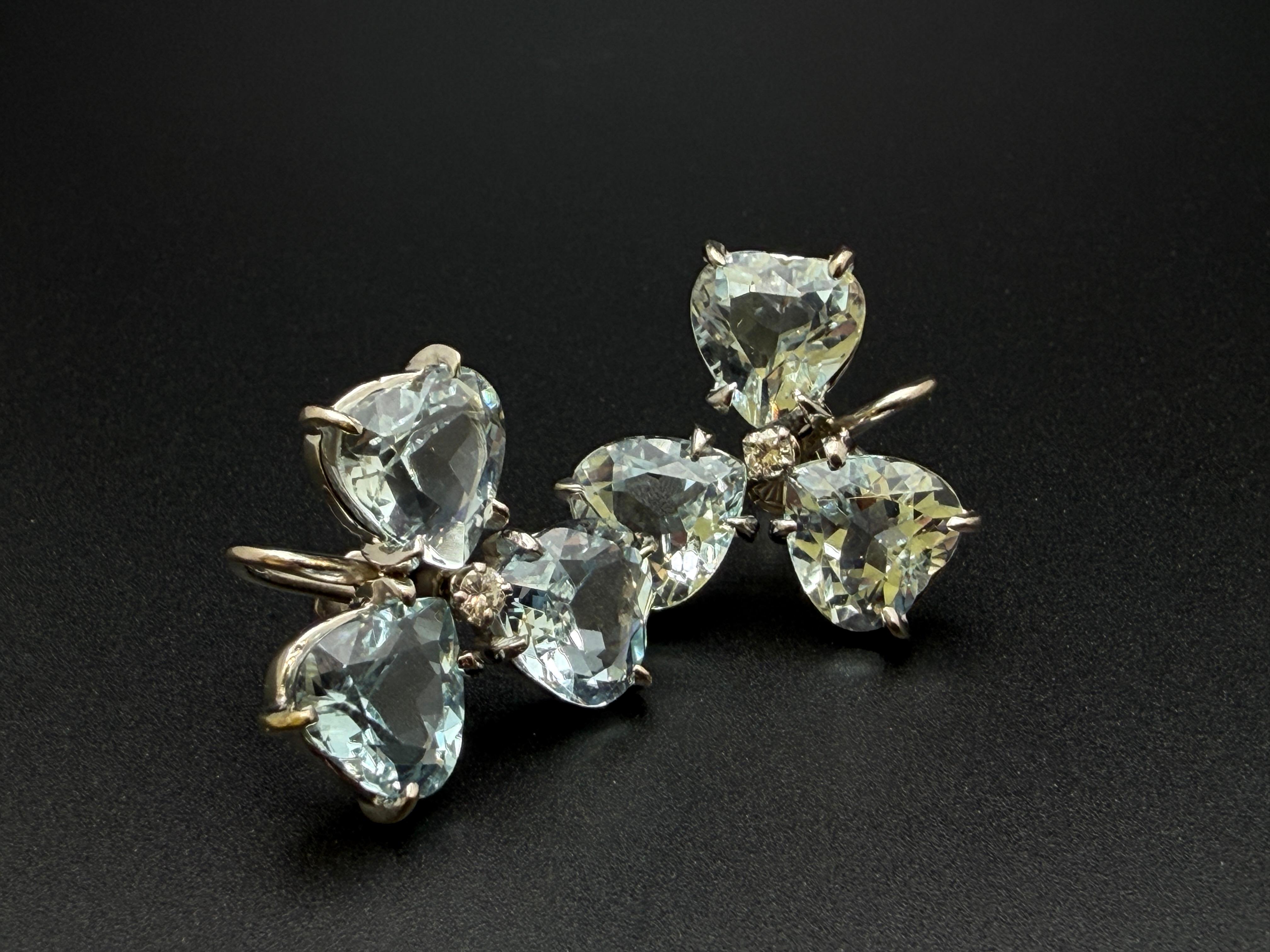 da uomo o donna Orecchini a trifoglio in oro bianco 14K con diamante e acquamarina blu certificati IGI 18 CT in vendita