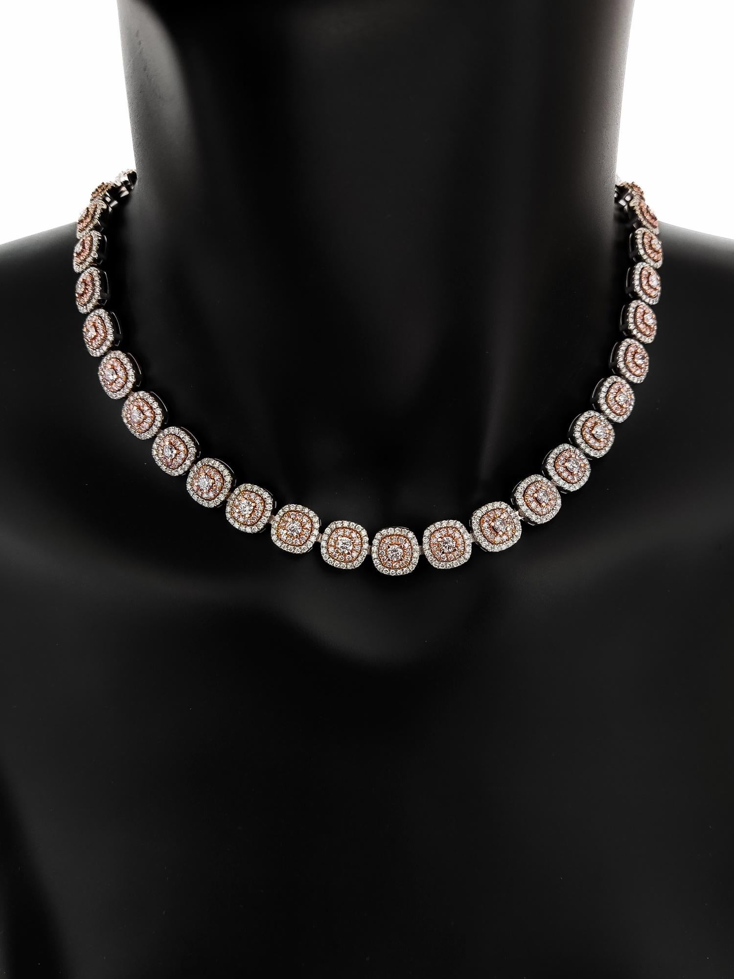 IGI Certified 18.14ctw Round Fancy Pink Diamond Necklace 18K Rose & White Gold In New Condition For Sale In Ramat Gan, IL
