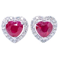 Orecchini con rubino di Birmania e diamanti da 1,82 carati certificati IGI in oro bianco 18 carati