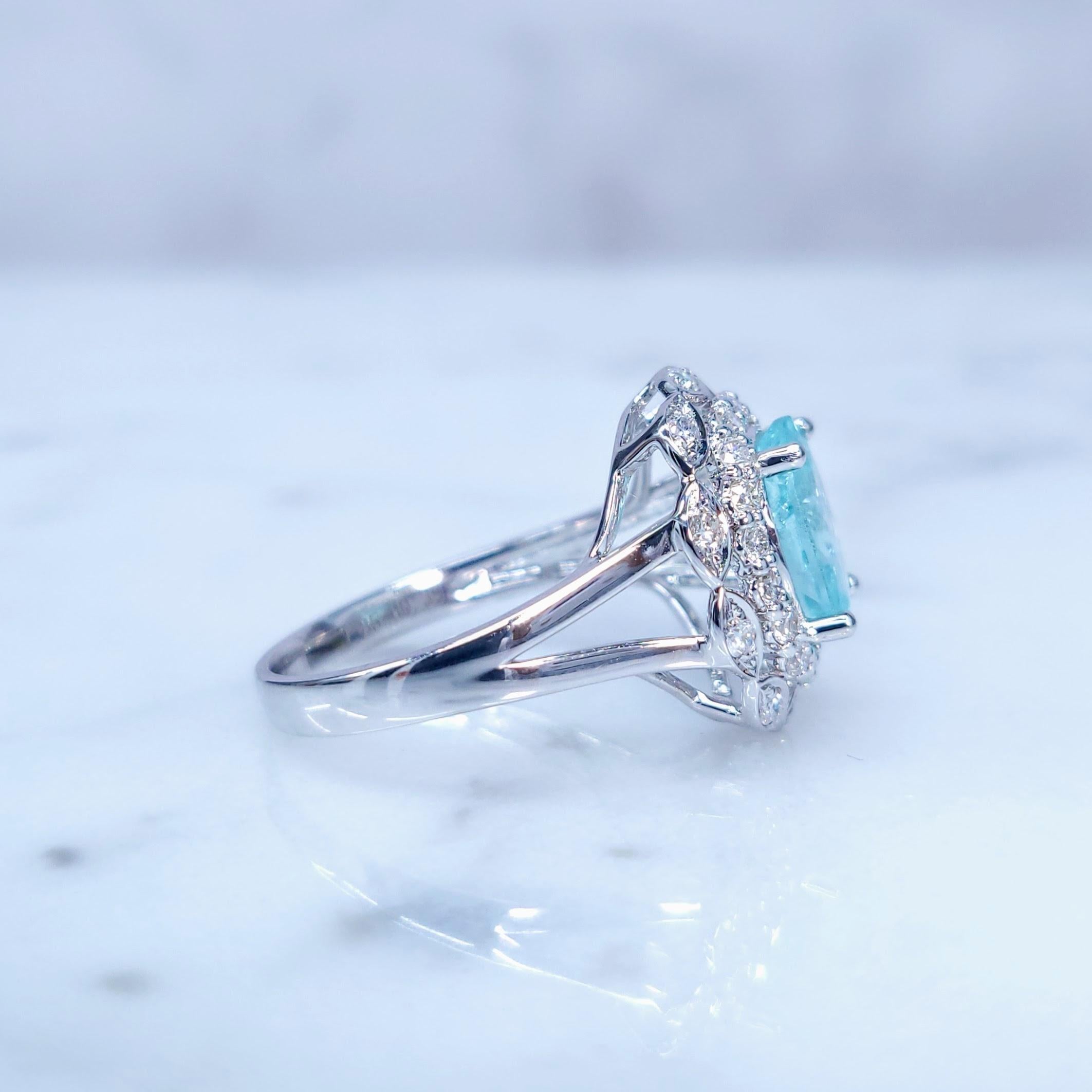 IGI Certified 1.85 Carat Paraiba & Diamond Ring in 18K White Gold For Sale 2