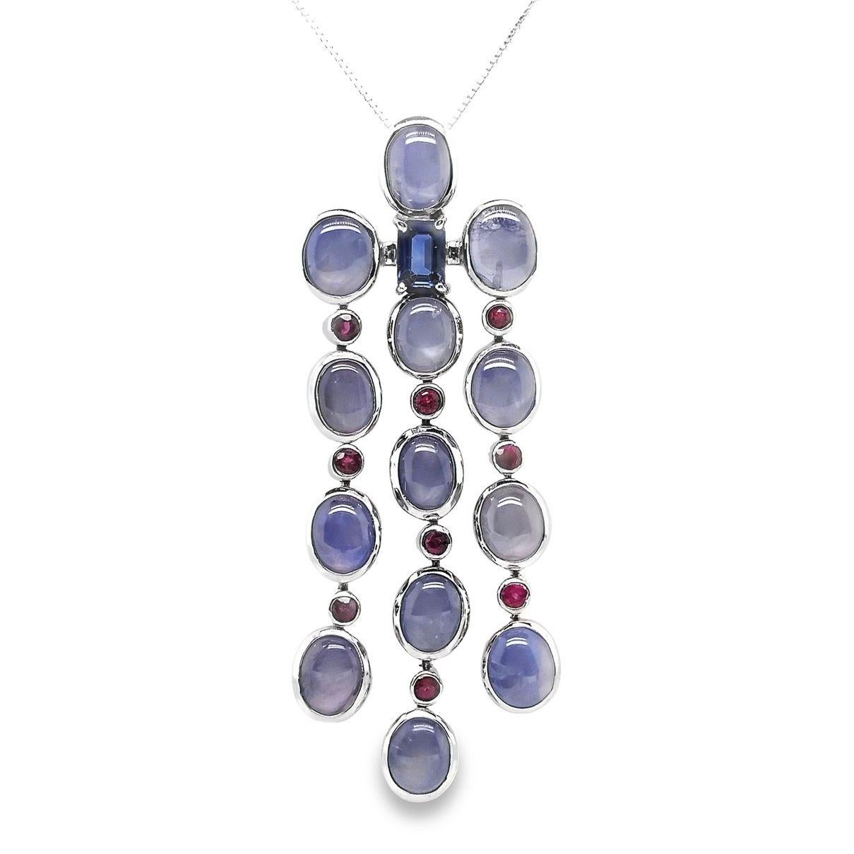 IGI Certified 18.56ct Untreated Star Sapphires, Sapphires & Rubies Gold Necklace In New Condition For Sale In Hong Kong, HK
