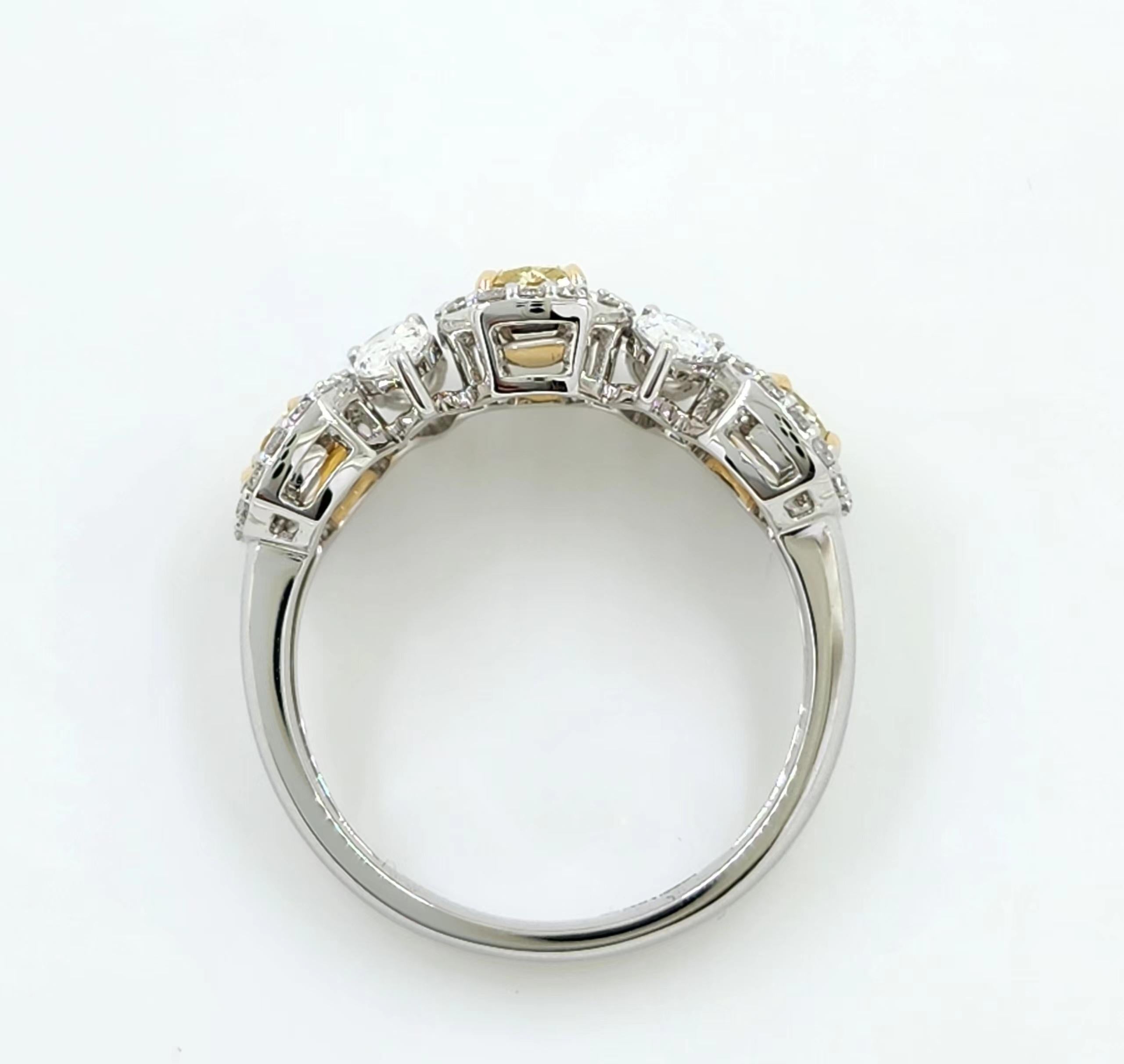IGI Certified 1.87 Carat Yellow Diamond Fancy Diamond Rings in 18K White Gold For Sale 1