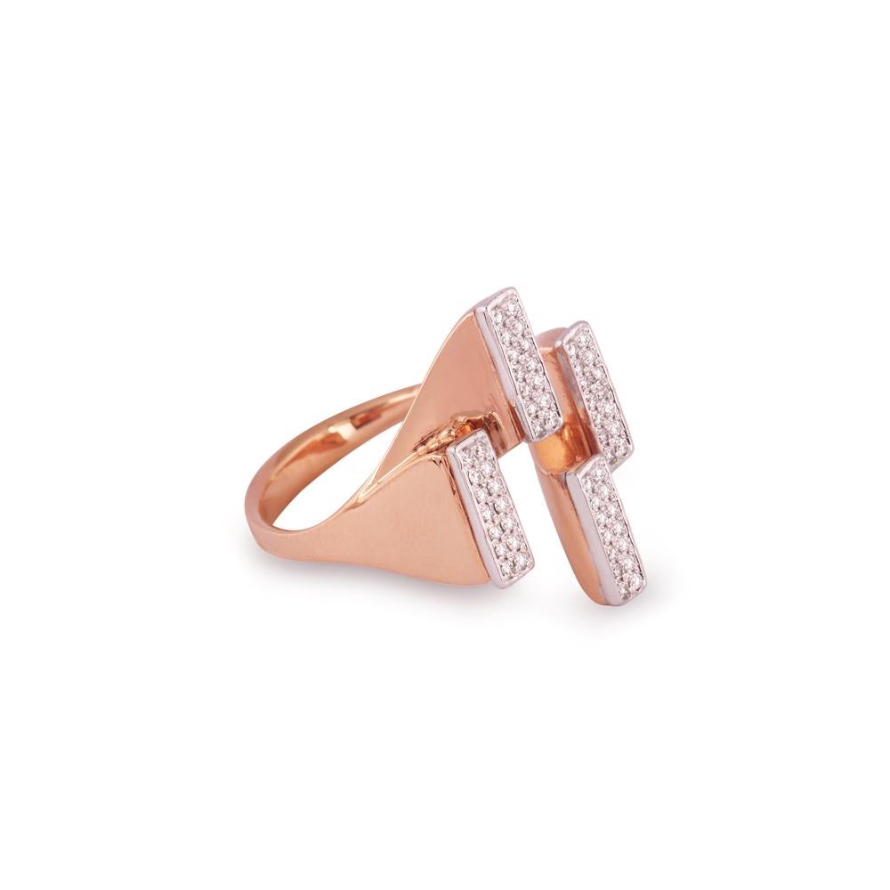 Der aus 8,76 Gramm 18-karätigem Roségold gefertigte Wumpki Statement Ring enthält 57 runde Diamanten mit insgesamt 0,32 Karat in der Farbe G-H und der Reinheit VS-SI.

ZEITGENÖSSISCHE UND ZEITLOSE ESSENZ: Gefertigt aus 14 Karat/18 Karat mit 100%