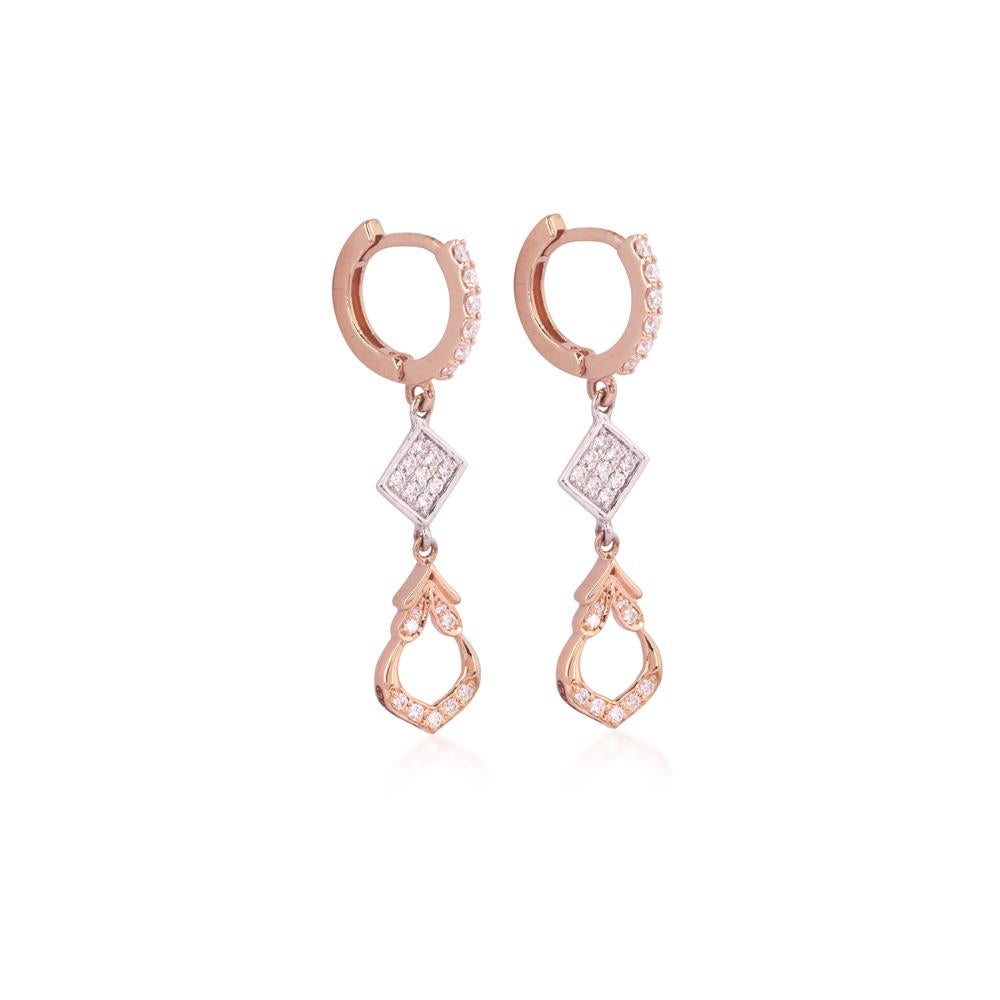 Women's IGI Certified 18k Gold 0.6 Carat Natural Diamond F-VVS Necklace Earring Set For Sale