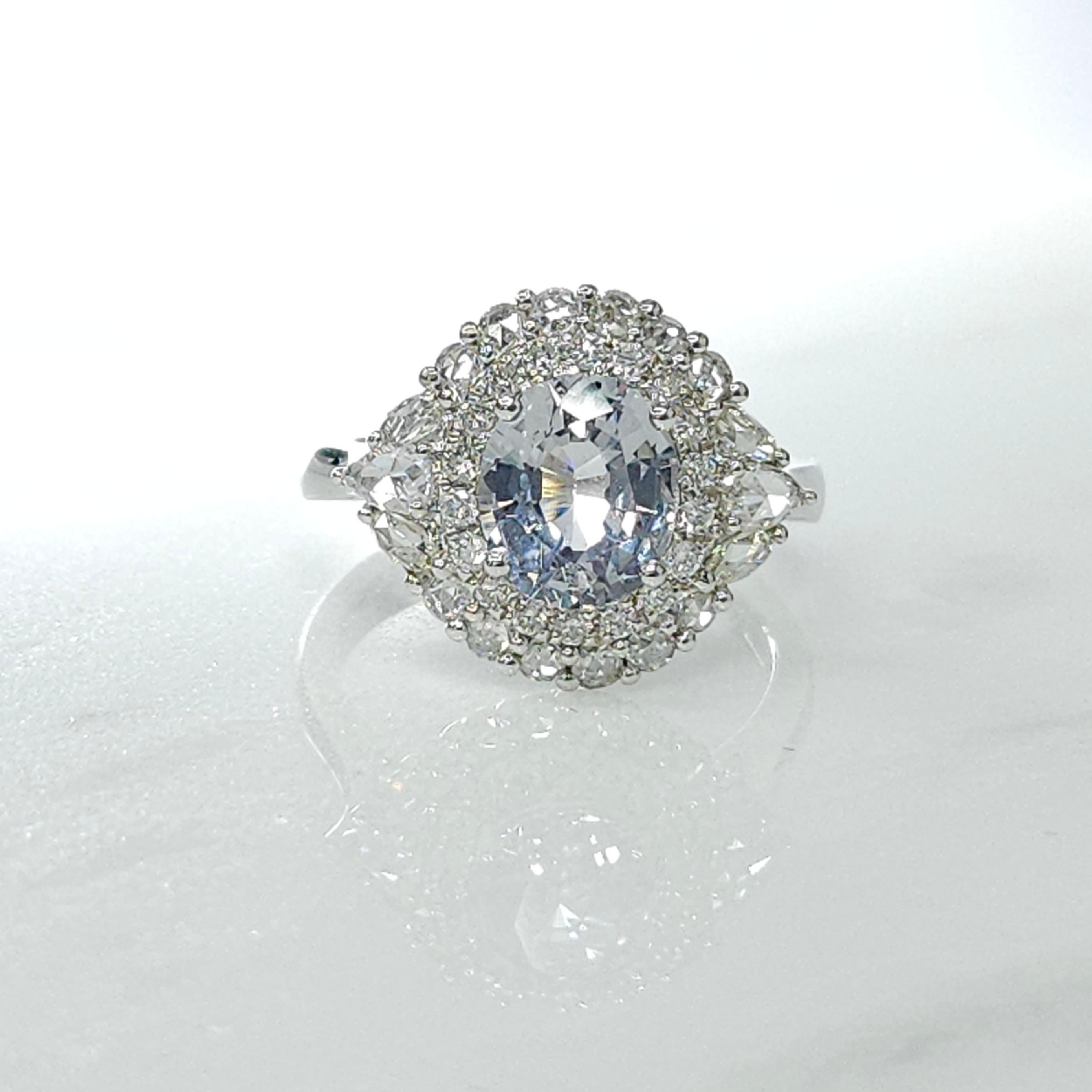 IGI Certified 1.99 Carat Unheated Sapphire & Diamond Ring in 18K WhiteGold For Sale 3