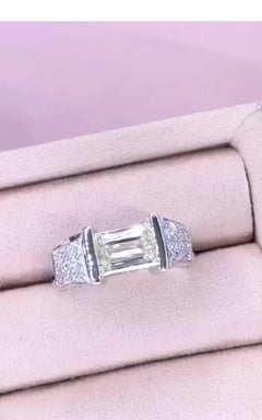 IGI Certified 2.00 Carat Emerald Shape Diamond 18K Gold Ring