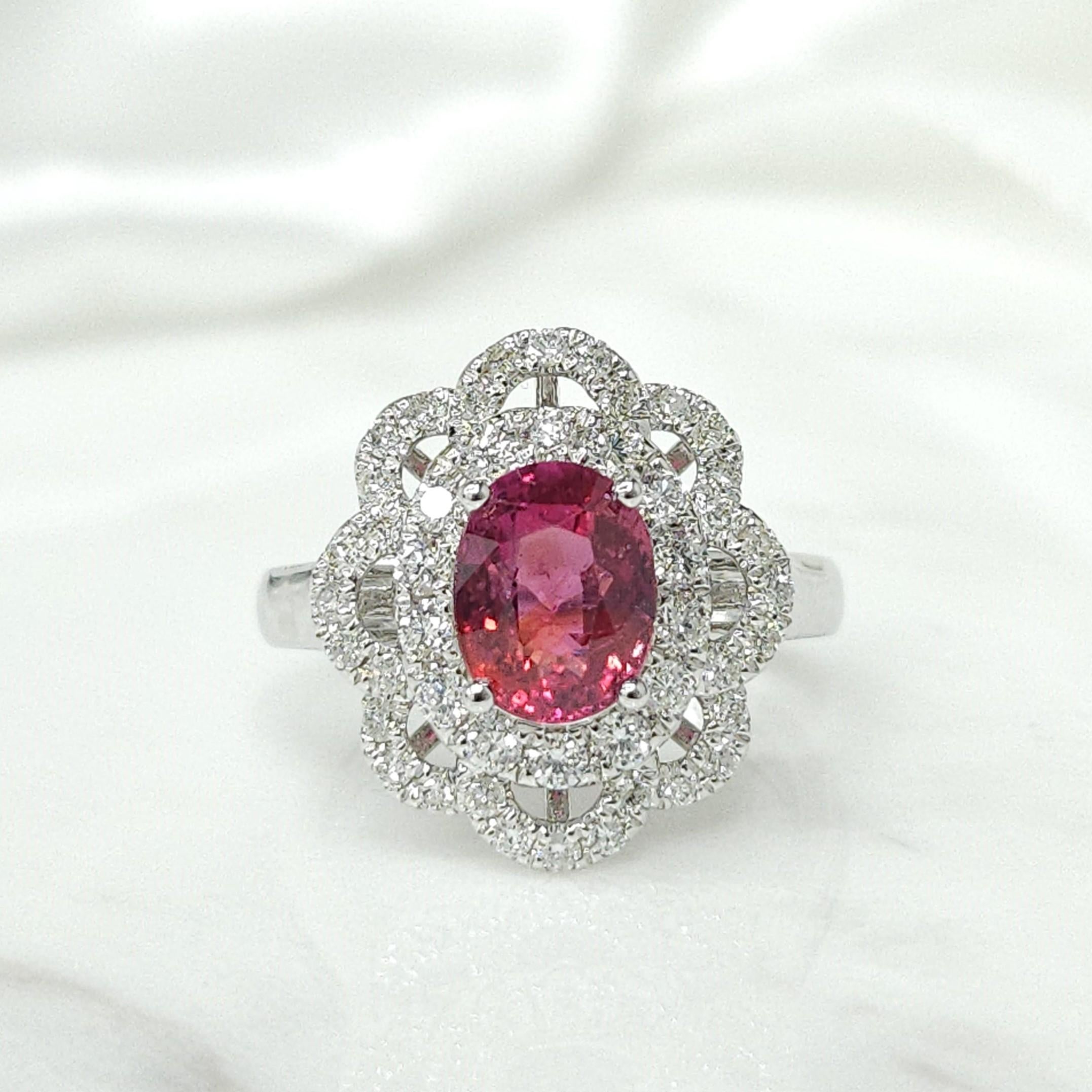 Oval Cut IGI Certified 2.00 Carat No Heat Pink Sapphire & Diamond Ring in 18K White Gold For Sale