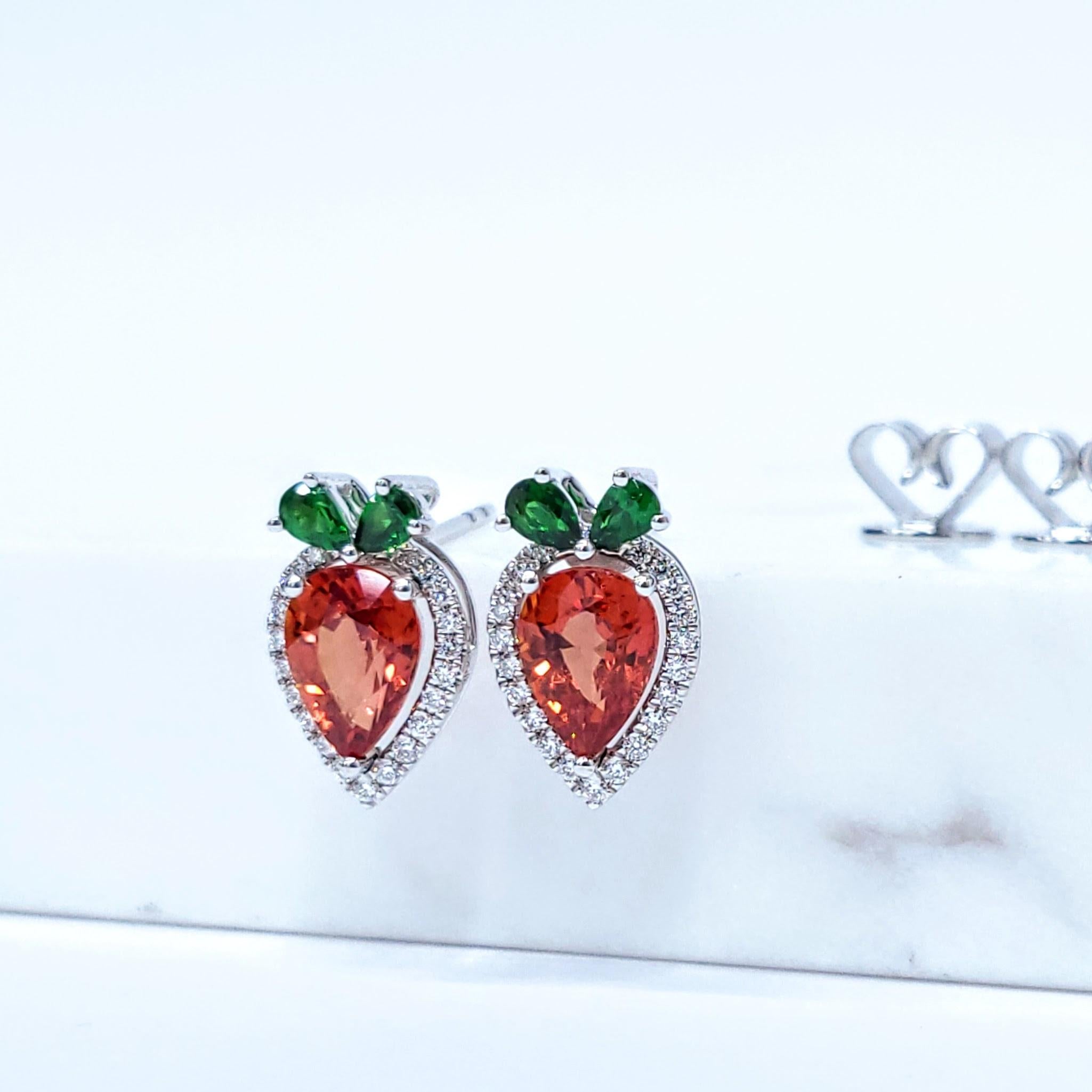 Pendientes de Zafiro, Tsavoritas y Diamantes de Oro Blanco de 18 K con Certificado IGI de 2,01 ct en venta 2