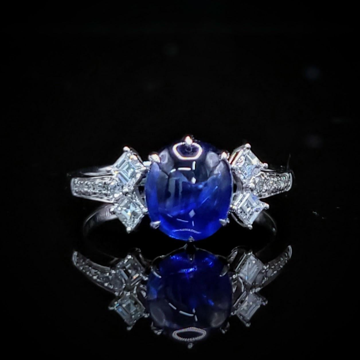 IGI Certified 2.02 Carat Blue Sapphire & Diamond Ring in 18K White Gold In New Condition For Sale In KOWLOON, HK