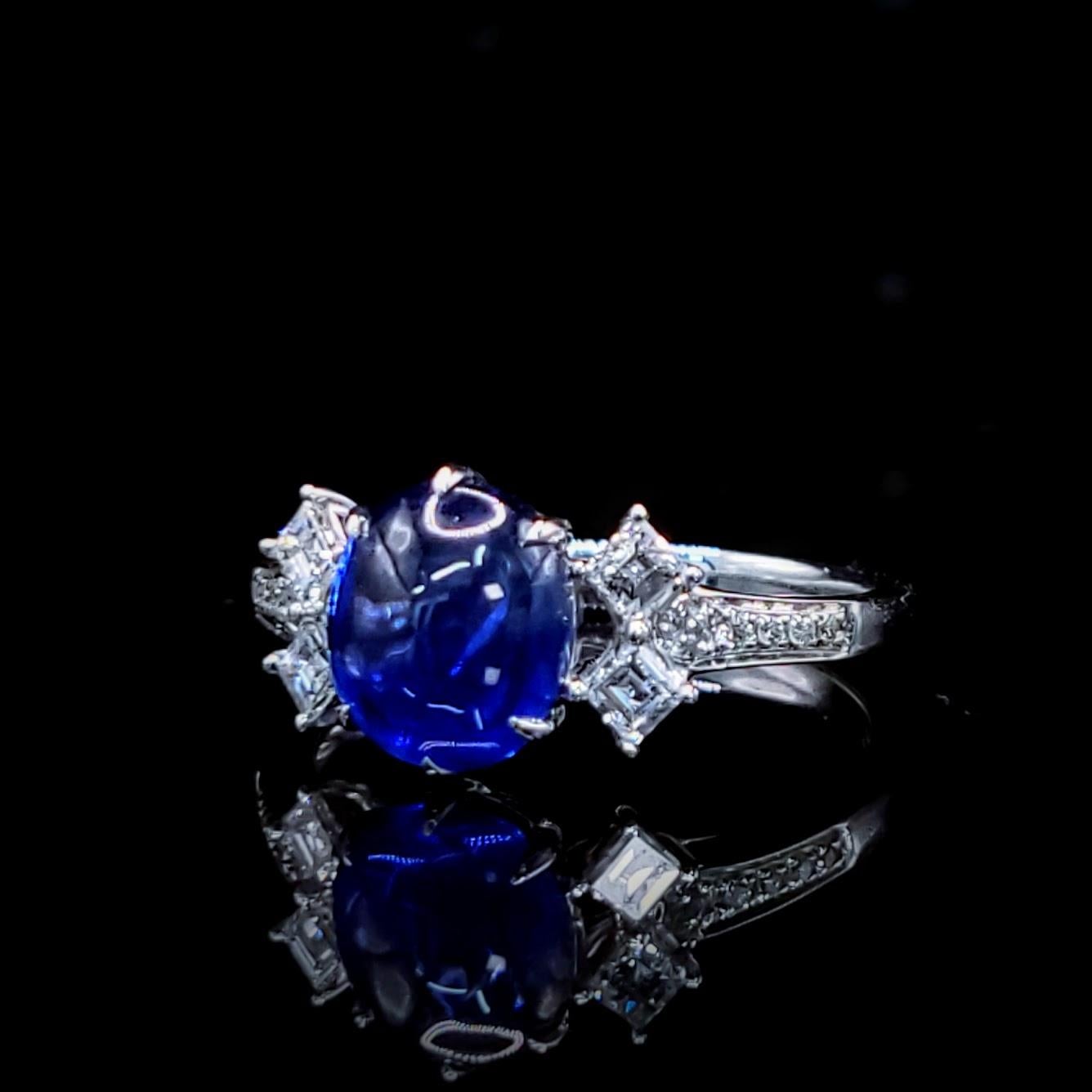 Women's IGI Certified 2.02 Carat Blue Sapphire & Diamond Ring in 18K White Gold For Sale