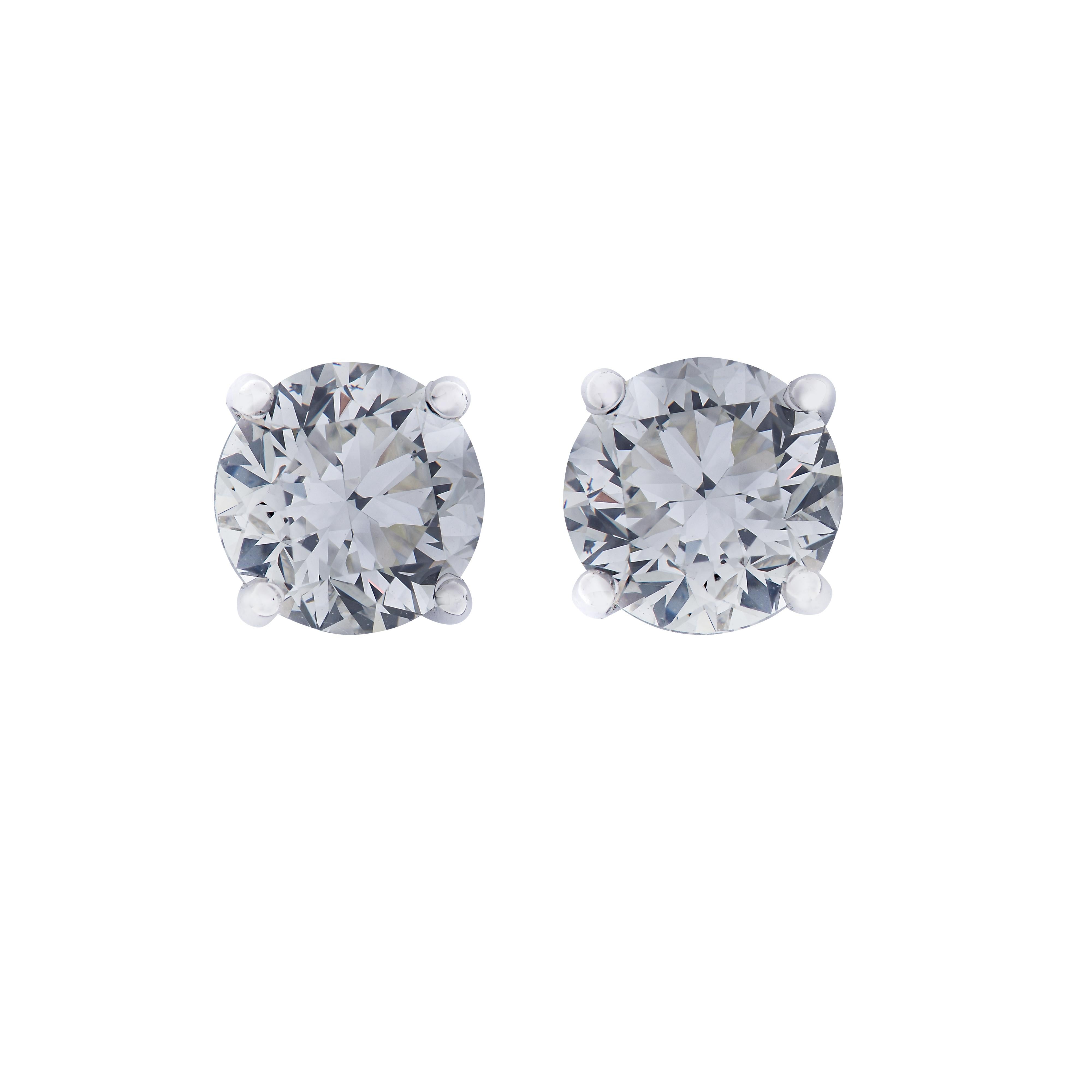 Vivid Diamonds IGI Certified 2.02 Carat Diamond Stud Earrings In New Condition In Miami, FL