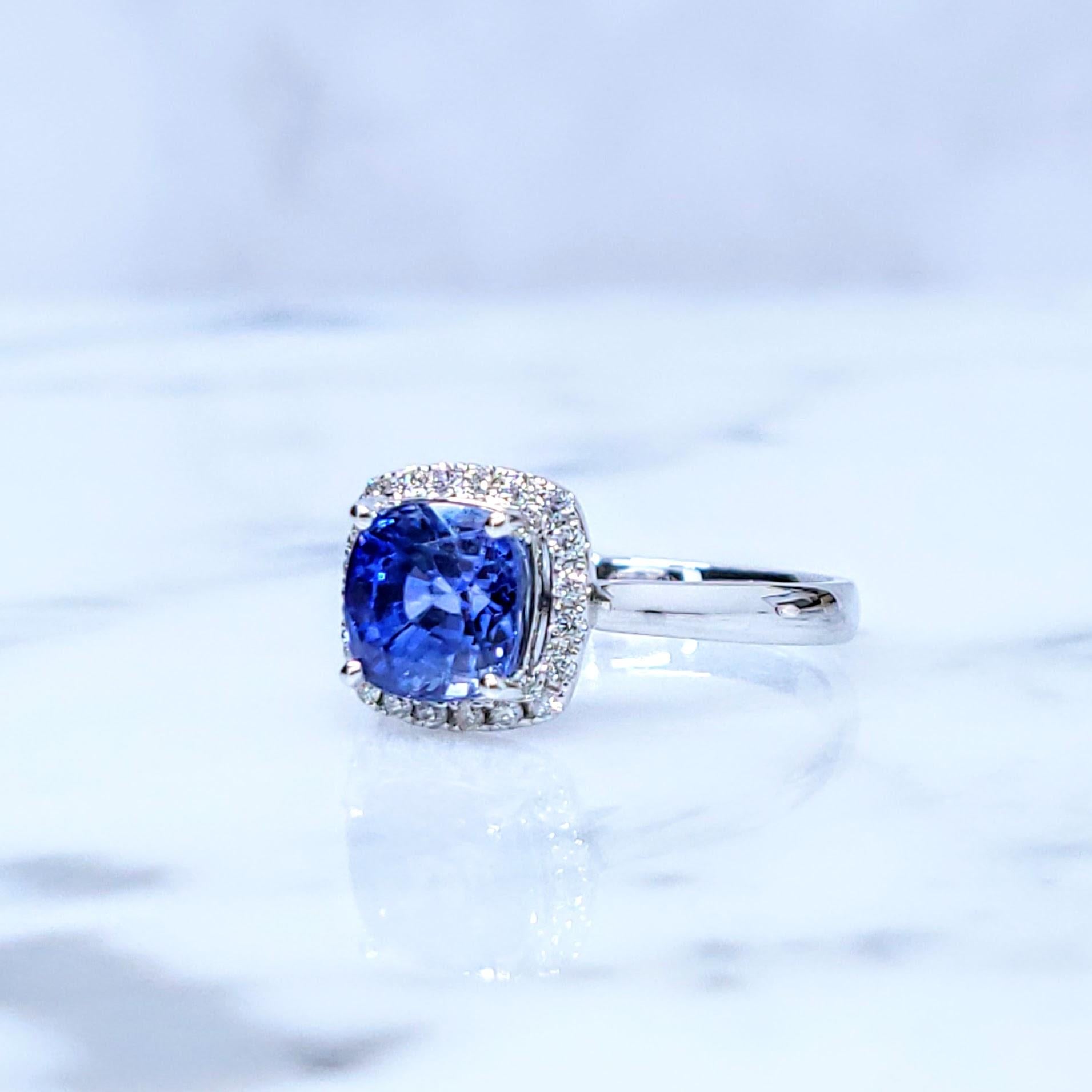 Anillo de zafiro y diamante de oro blanco de 18 quilates con certificado IGI de 2,02 quilates en venta 4