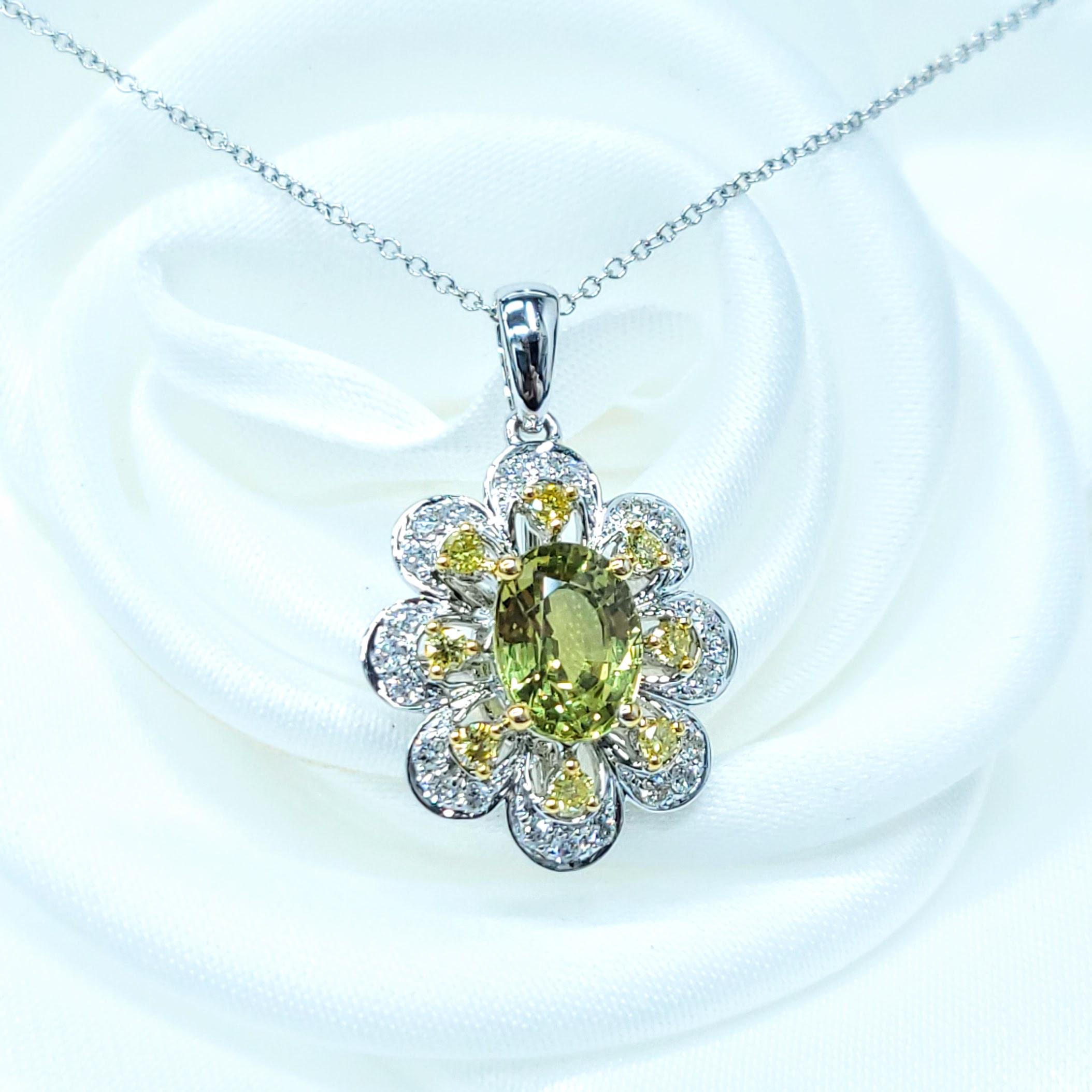Colgante de zafiro y diamante de oro blanco de 18 quilates con certificado IGI de 2,02 ct sin calor en venta 1