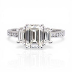 IGI Certified 2.03ct Diamonds 3-Stone Ring in 18k White Gold