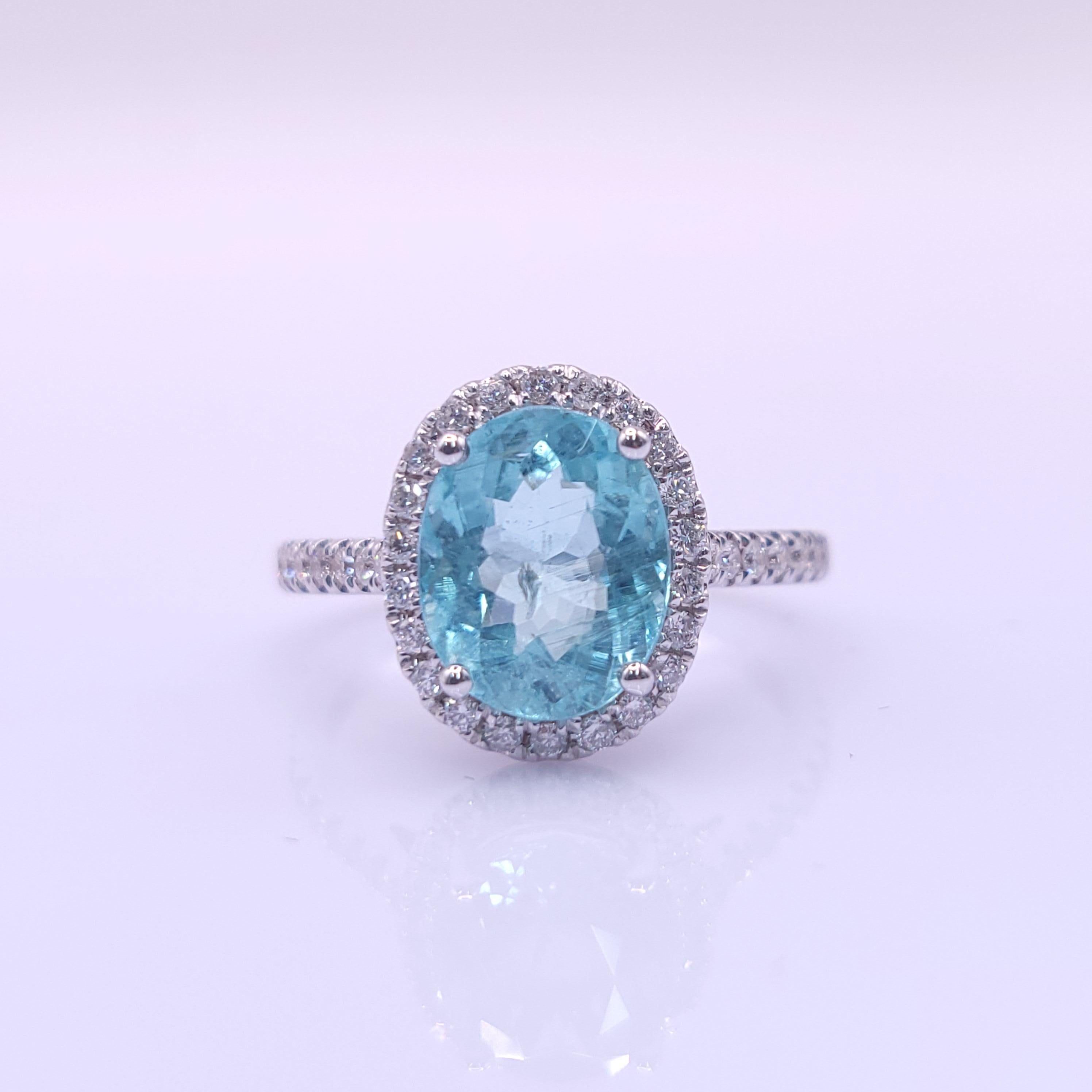 IGI Certified 2.08 Carat Paraiba & Diamond Ring in 18K White Gold For Sale 2